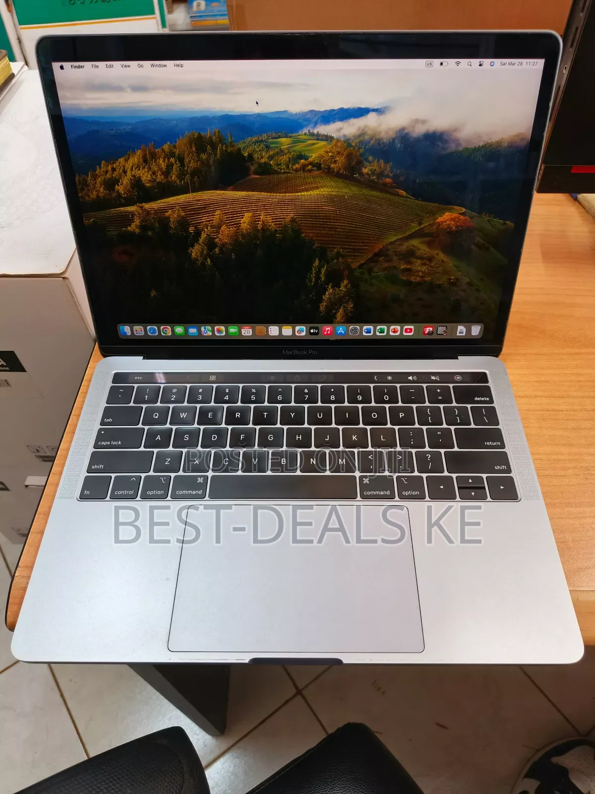 Laptop Apple MacBook Pro 2018 16GB Intel Core i5 SSD 256GB