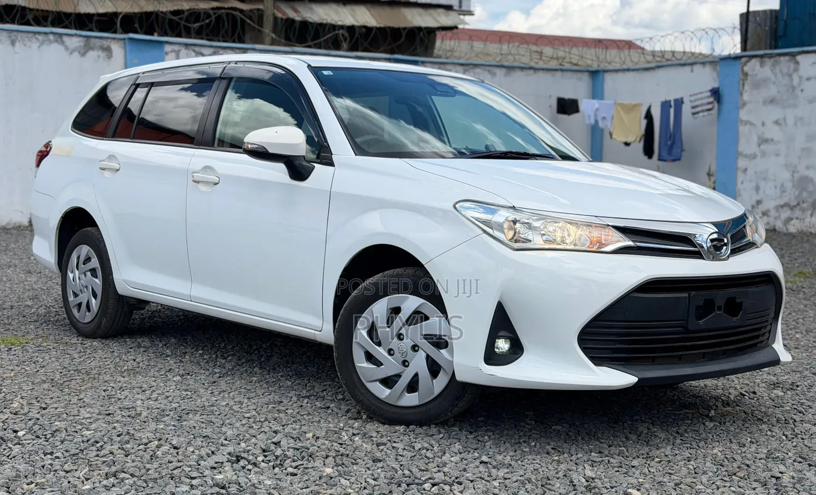Toyota Corolla Fielder 1.5 Petrol FWD 2018 White