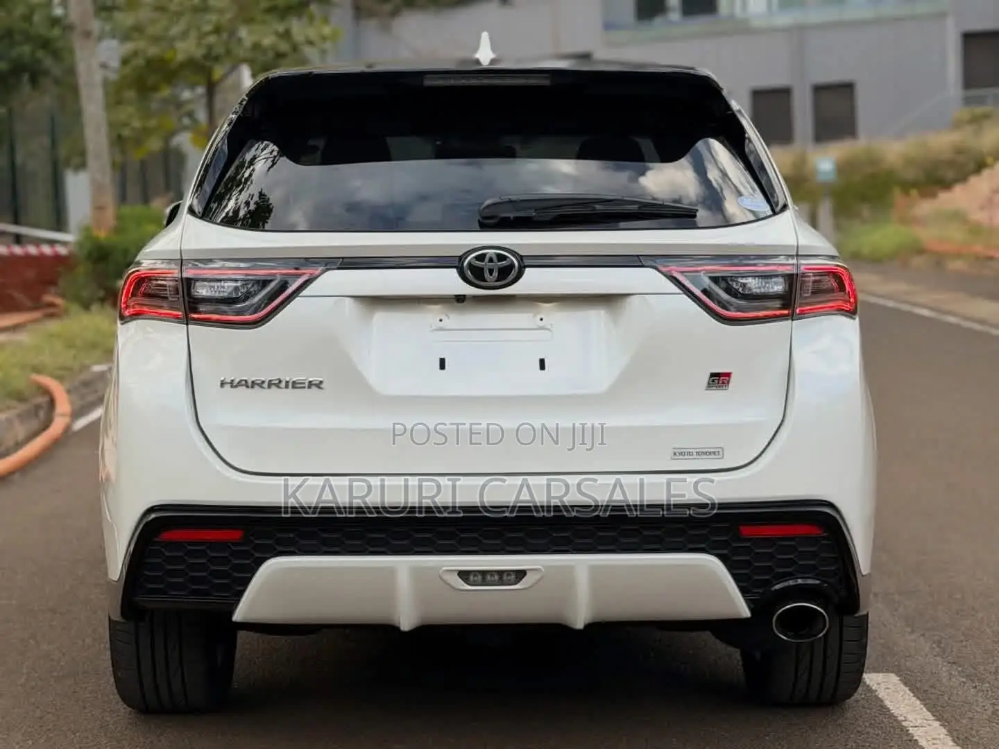 Toyota Harrier 2.0 Turbo GR Sport 2018 White