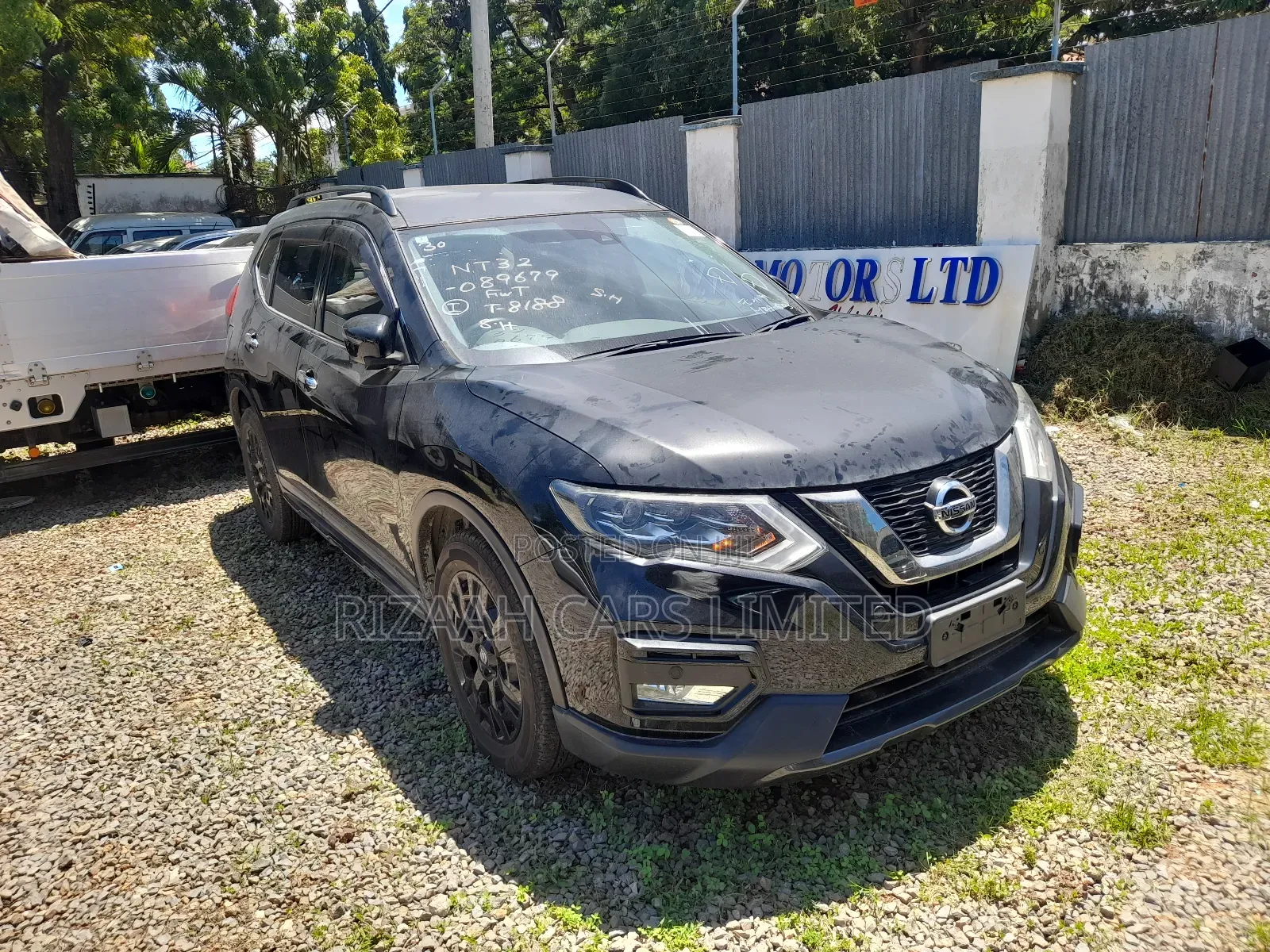 Nissan X-Trail 2.0 Petrol AWD 2018 Black