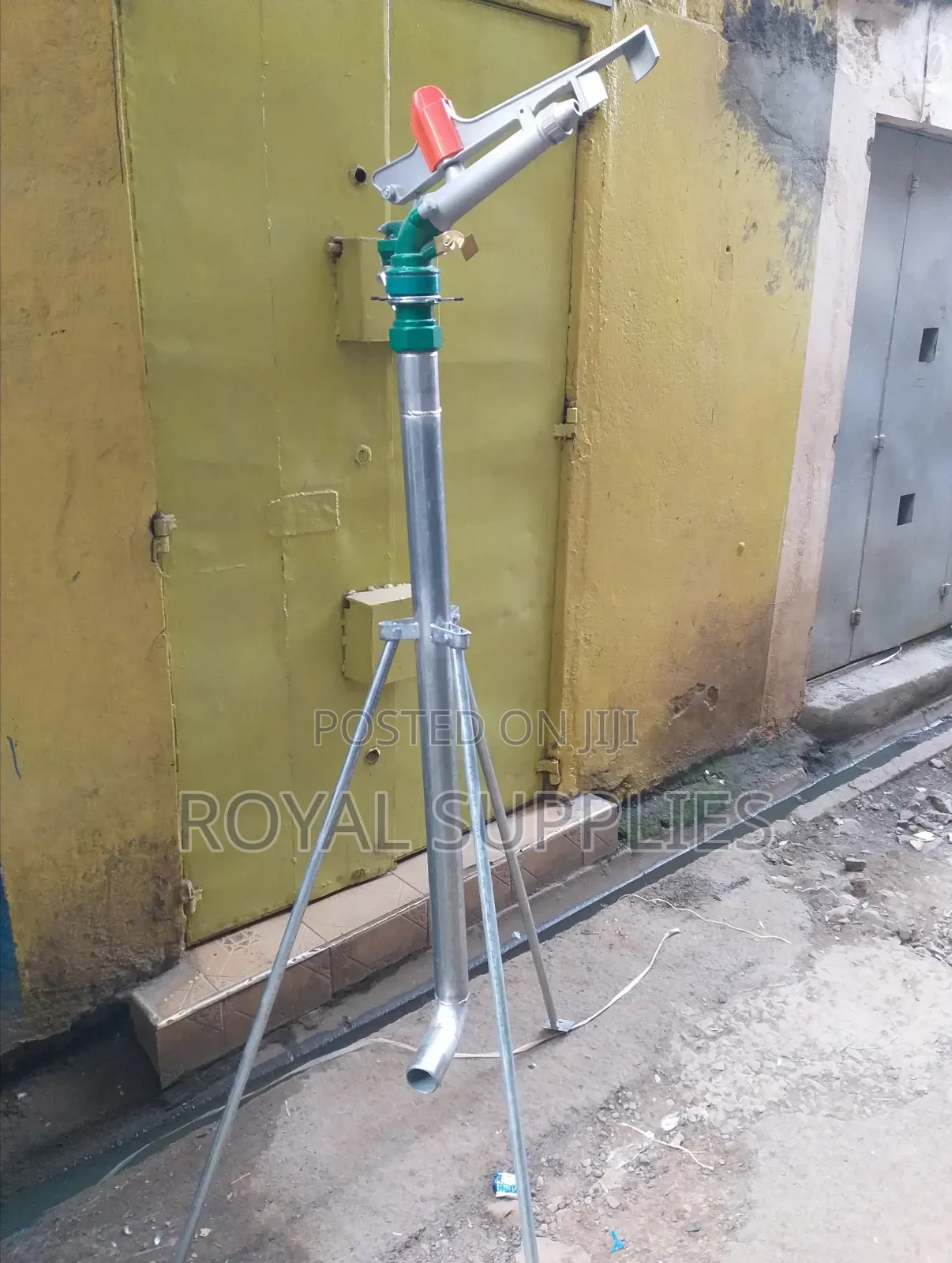 Brass 2" Raingun Sprinkler With This Stand / Rain Gun