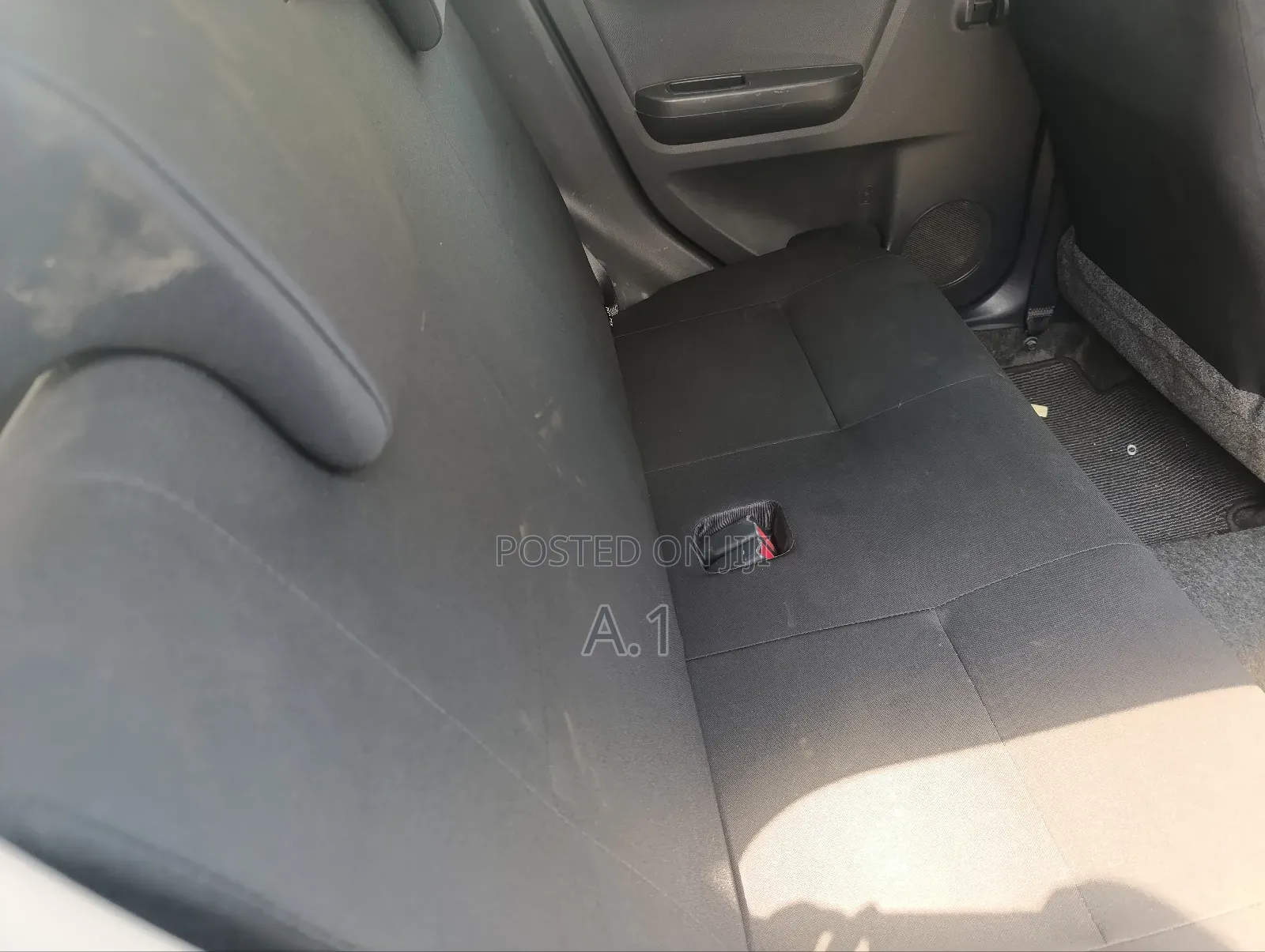 Daihatsu Mira 2019 Blue