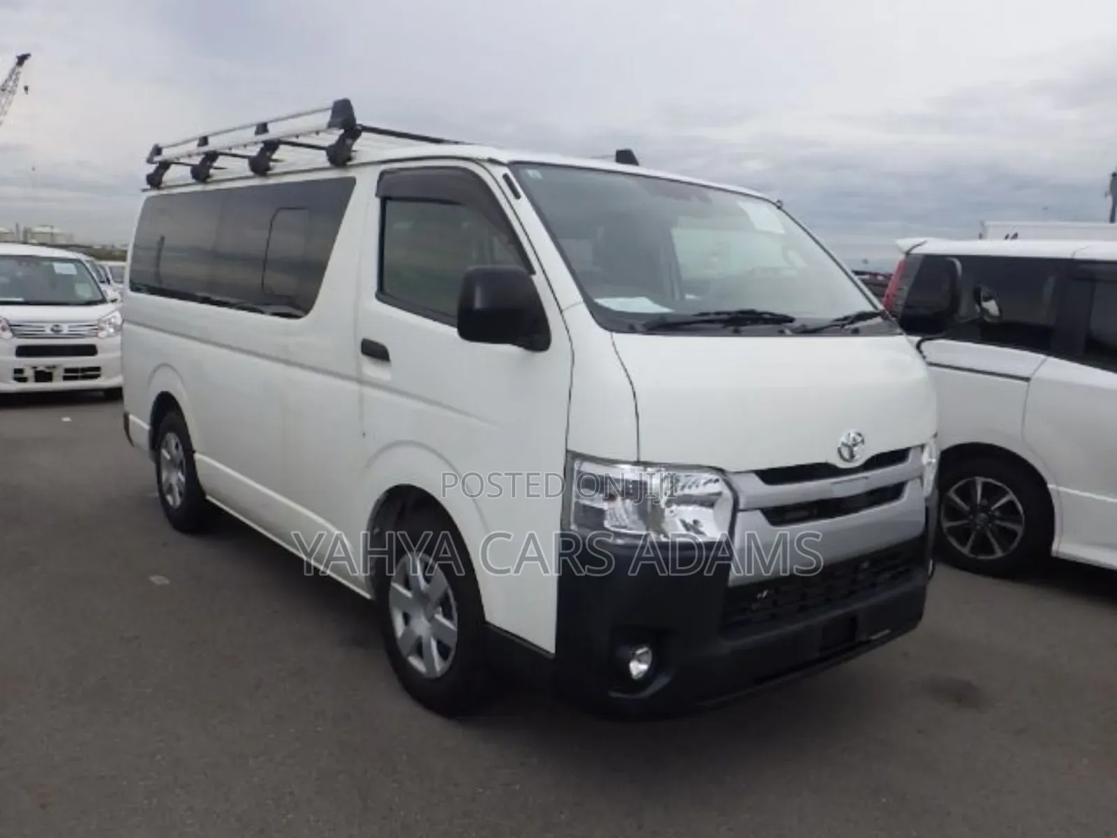 Toyota HiAce 2019 White