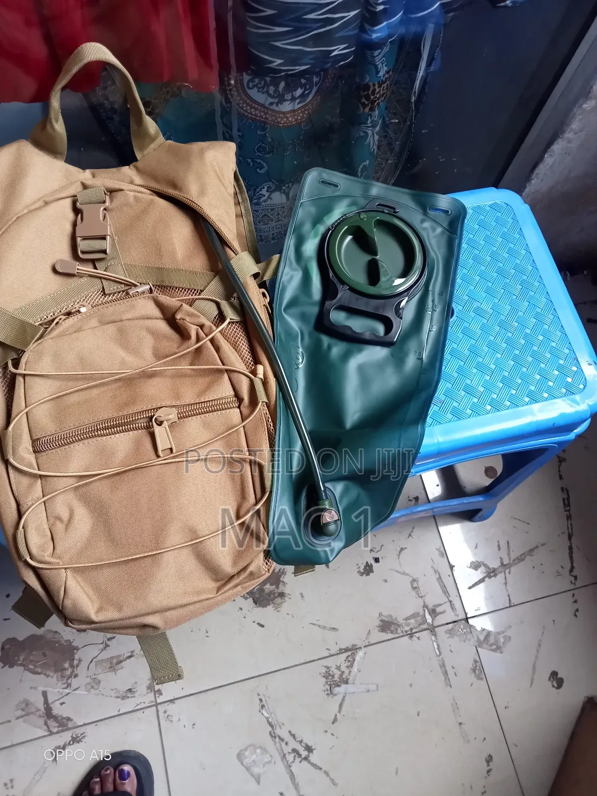 Outdoor Adventure Hydration Pack – High-Durability Water Carrier