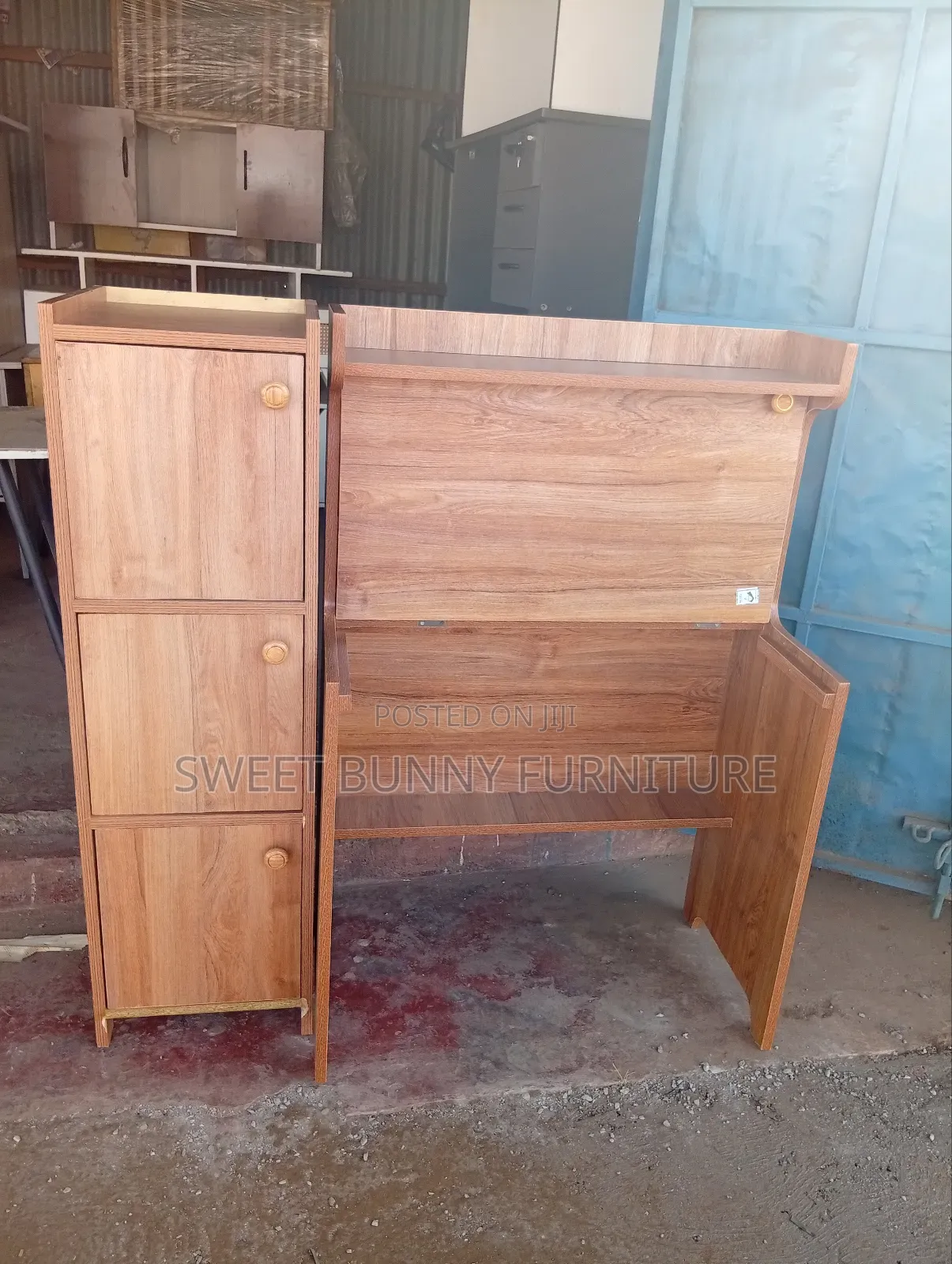 Foldable Study Table