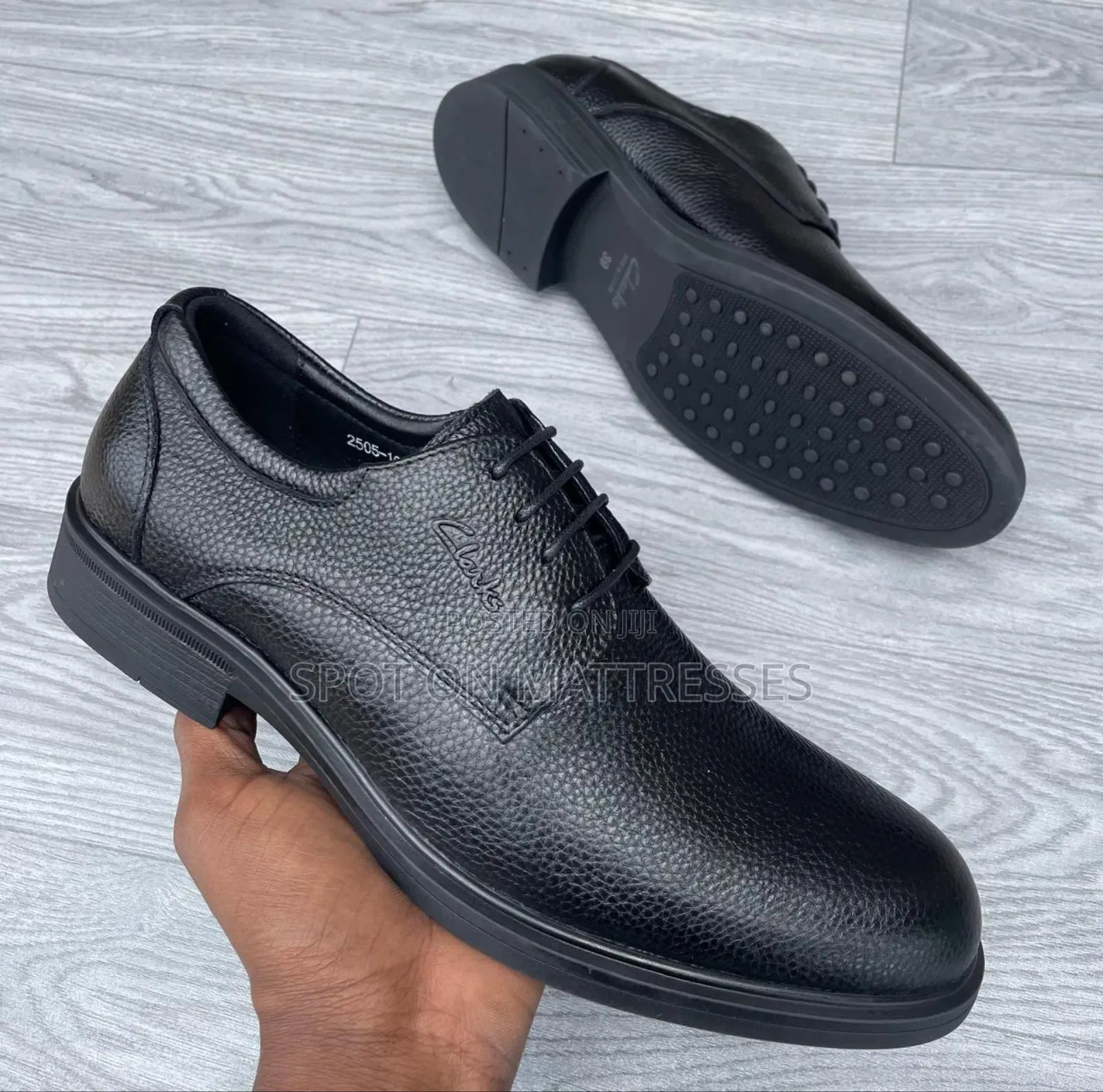 Clarks Official Men's Shoes. Sizes 39-45. Delivery Services Available