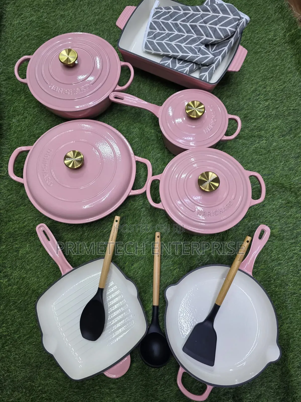12pcs Enamel Cast Iron Durable Cookware