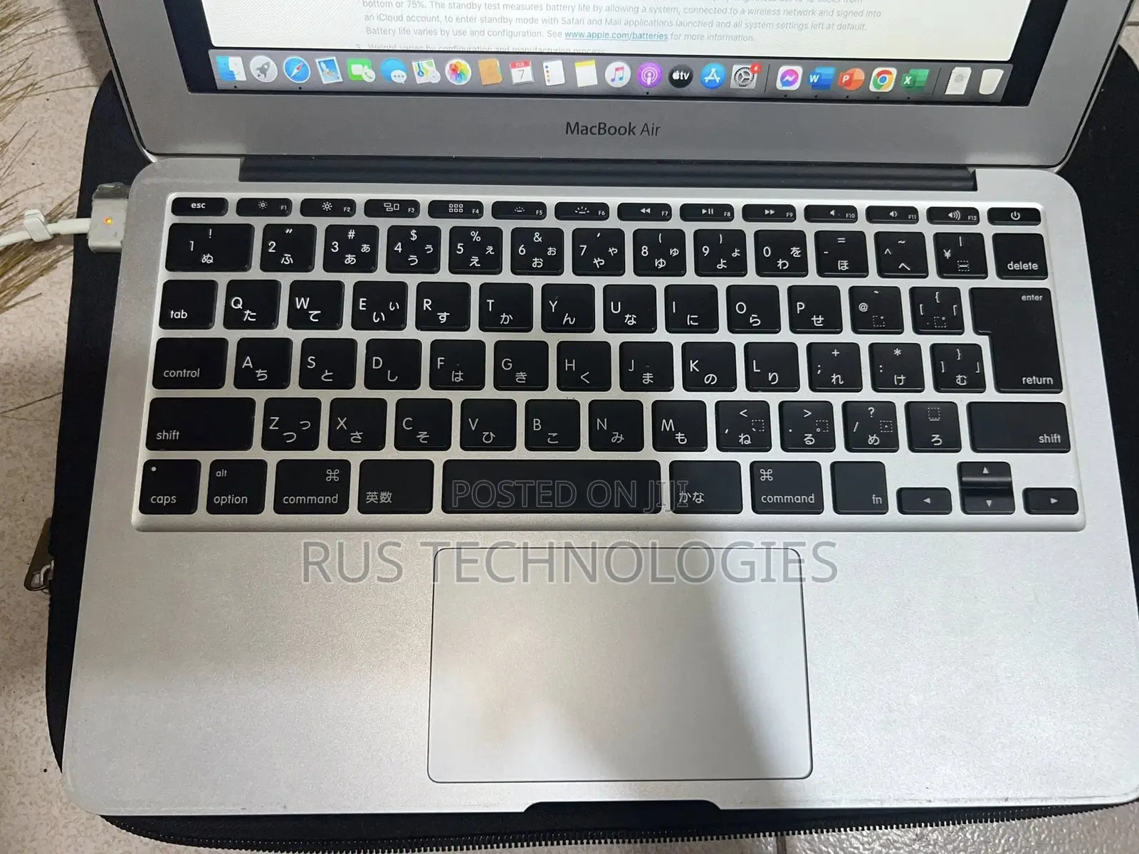 Laptop Apple MacBook Air 4GB Intel Core i5 SSD 128GB