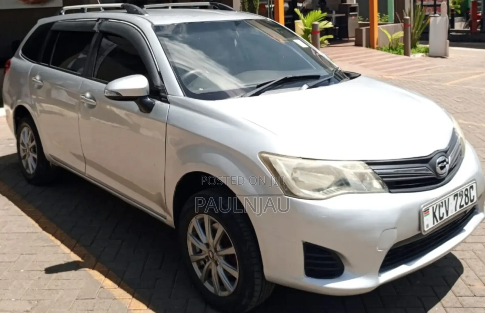 Toyota Corolla Fielder 2013 Silver