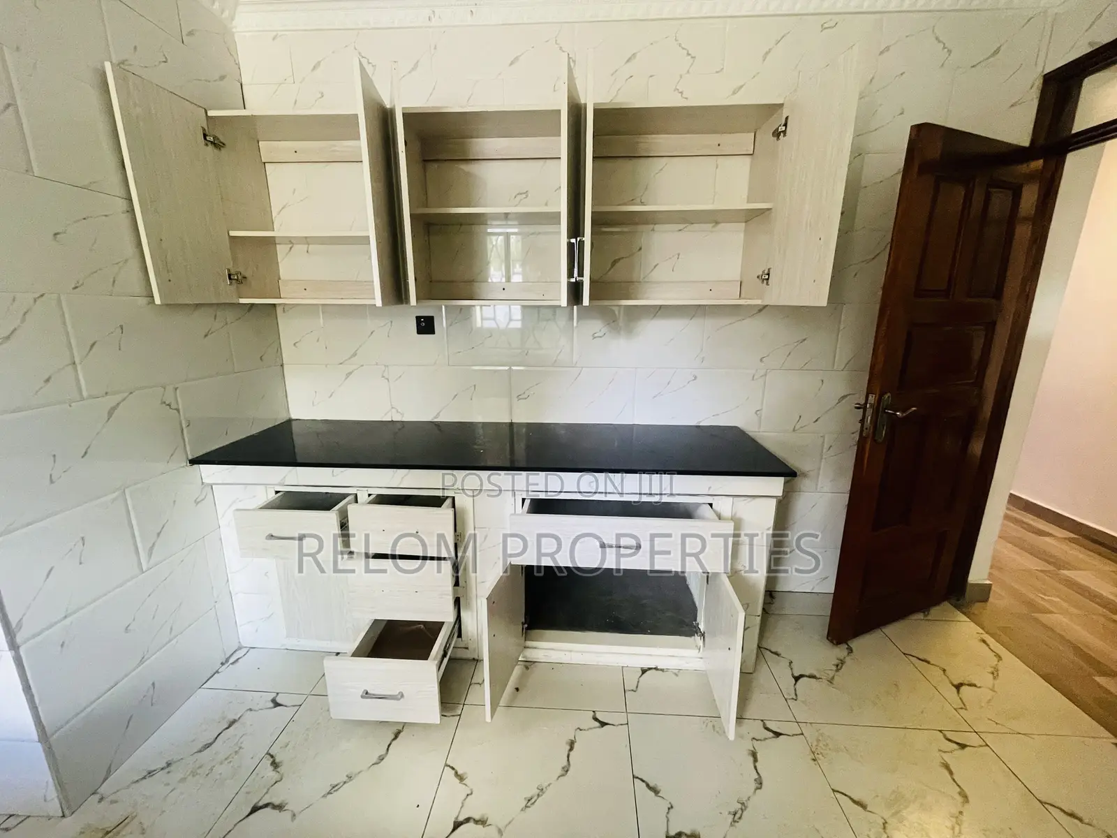 4bdrm Townhouse / Terrace in Karen for rent