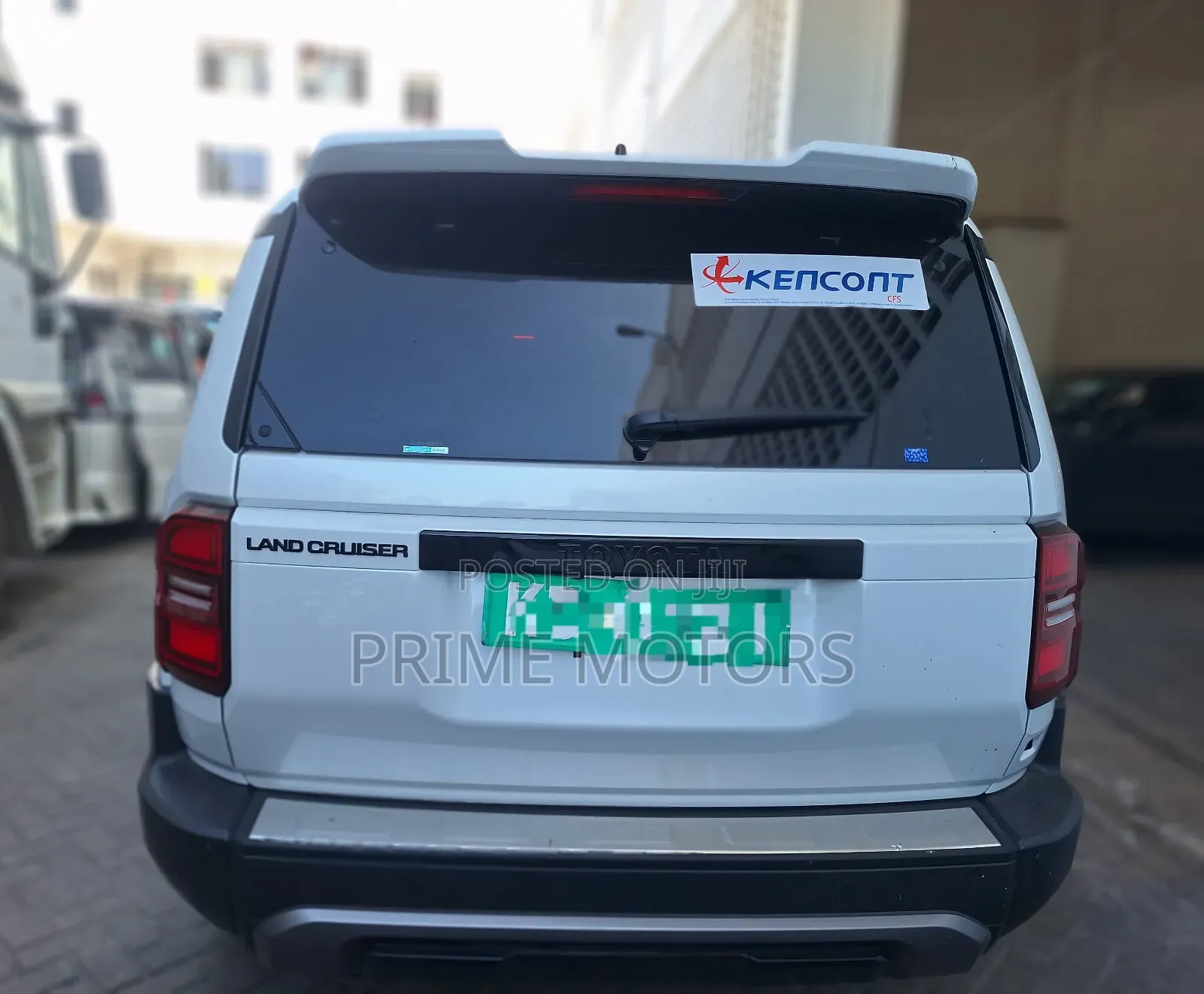 Toyota Land Cruiser Prado 2.8 2024 White