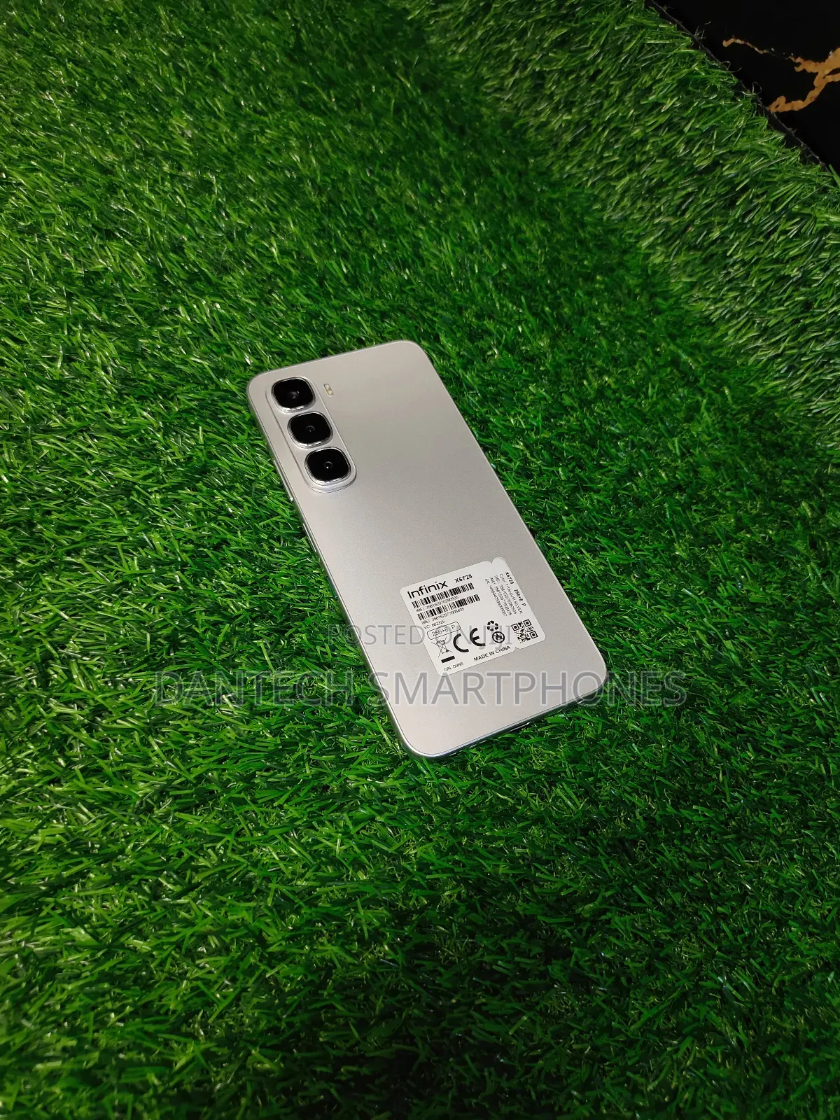 New Infinix Hot 60i 256 GB Gold