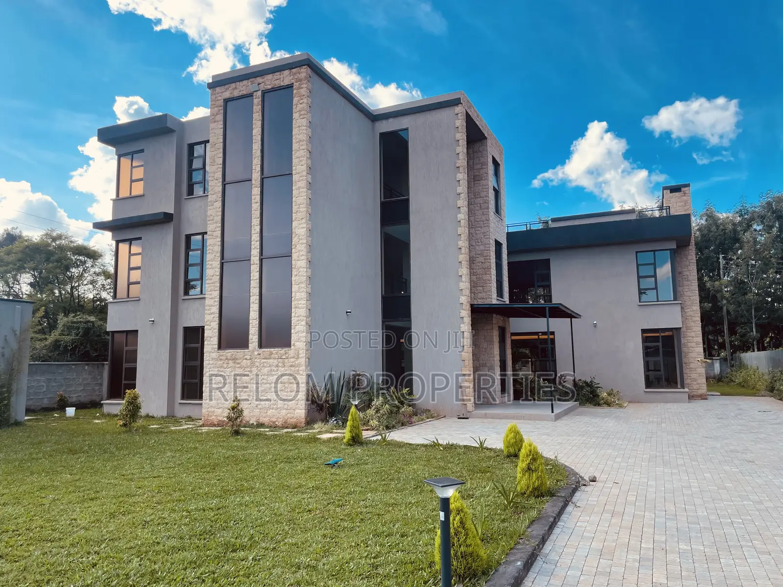 6bdrm Villa in Karen for sale