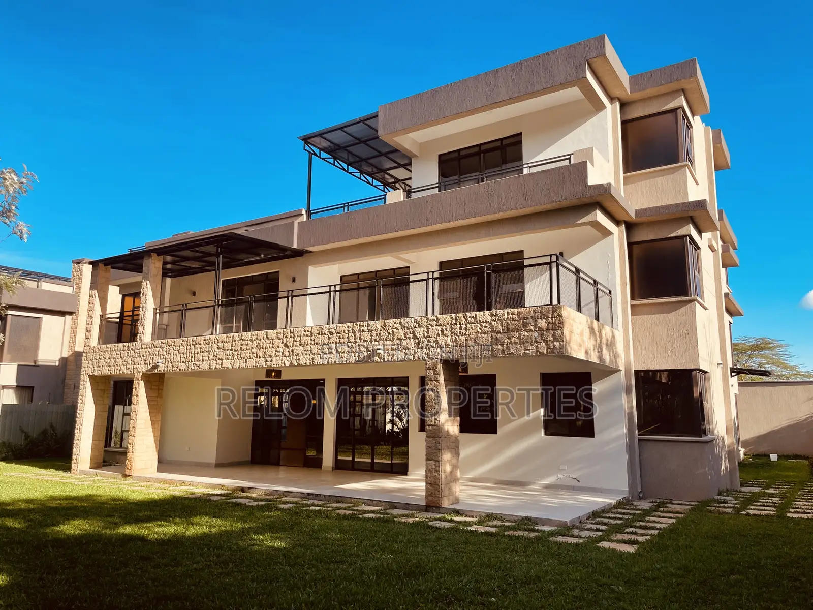6bdrm Villa in Karen for sale