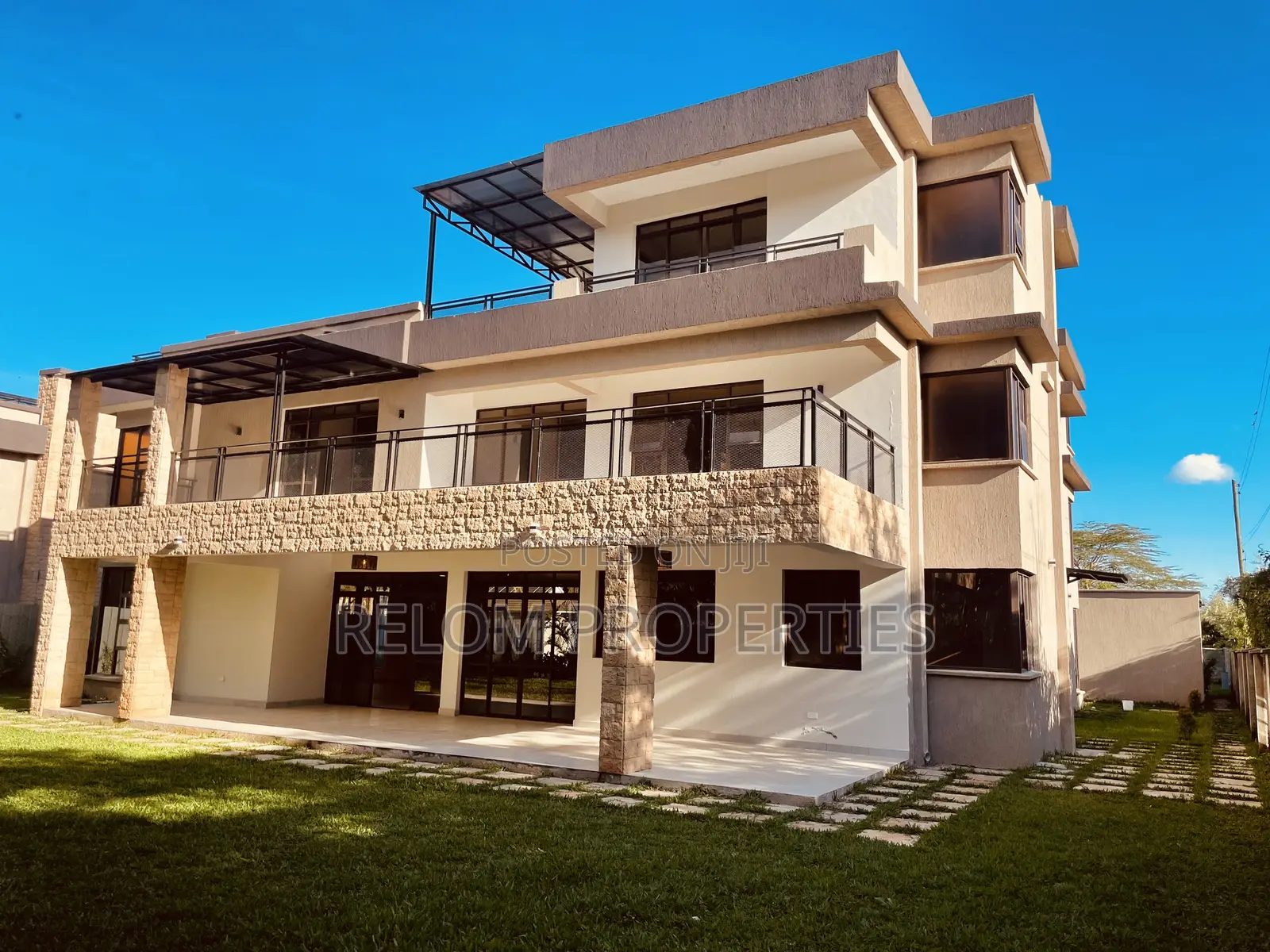 6bdrm Villa in Karen for sale