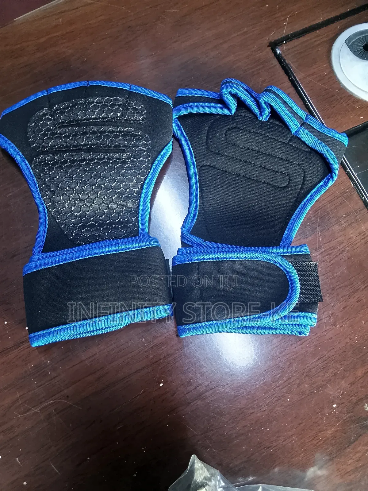 Open Hand Gym Gloves