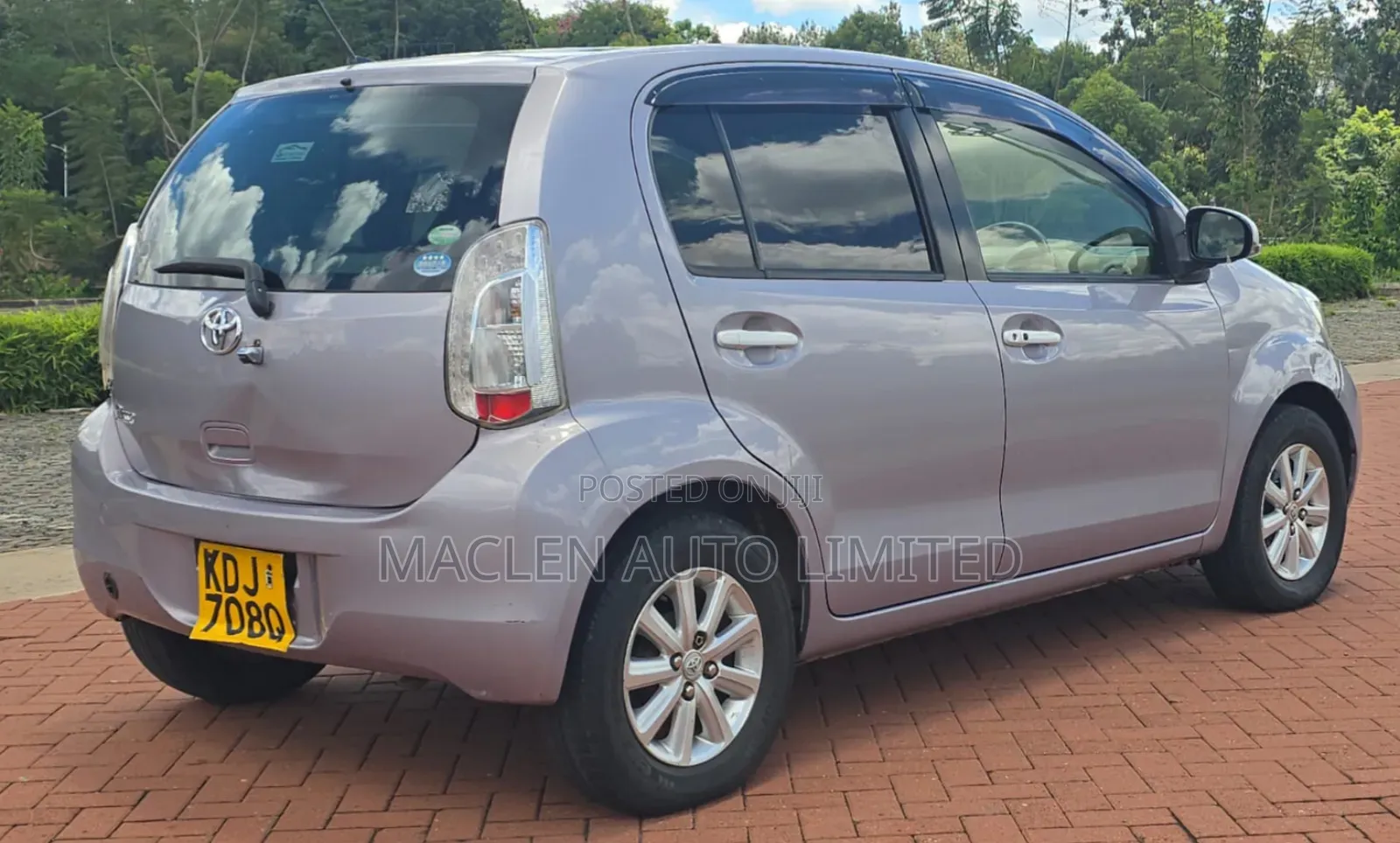Toyota Passo 2015 Pink