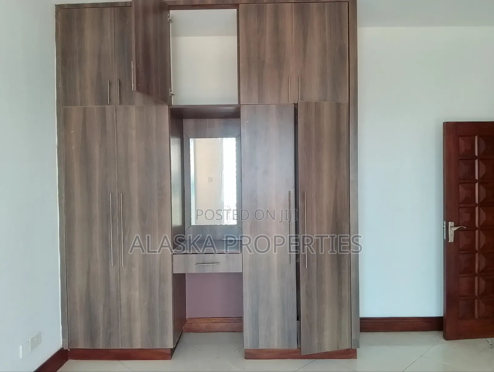 3bdrm Penthouse in Nyali Estate for rent