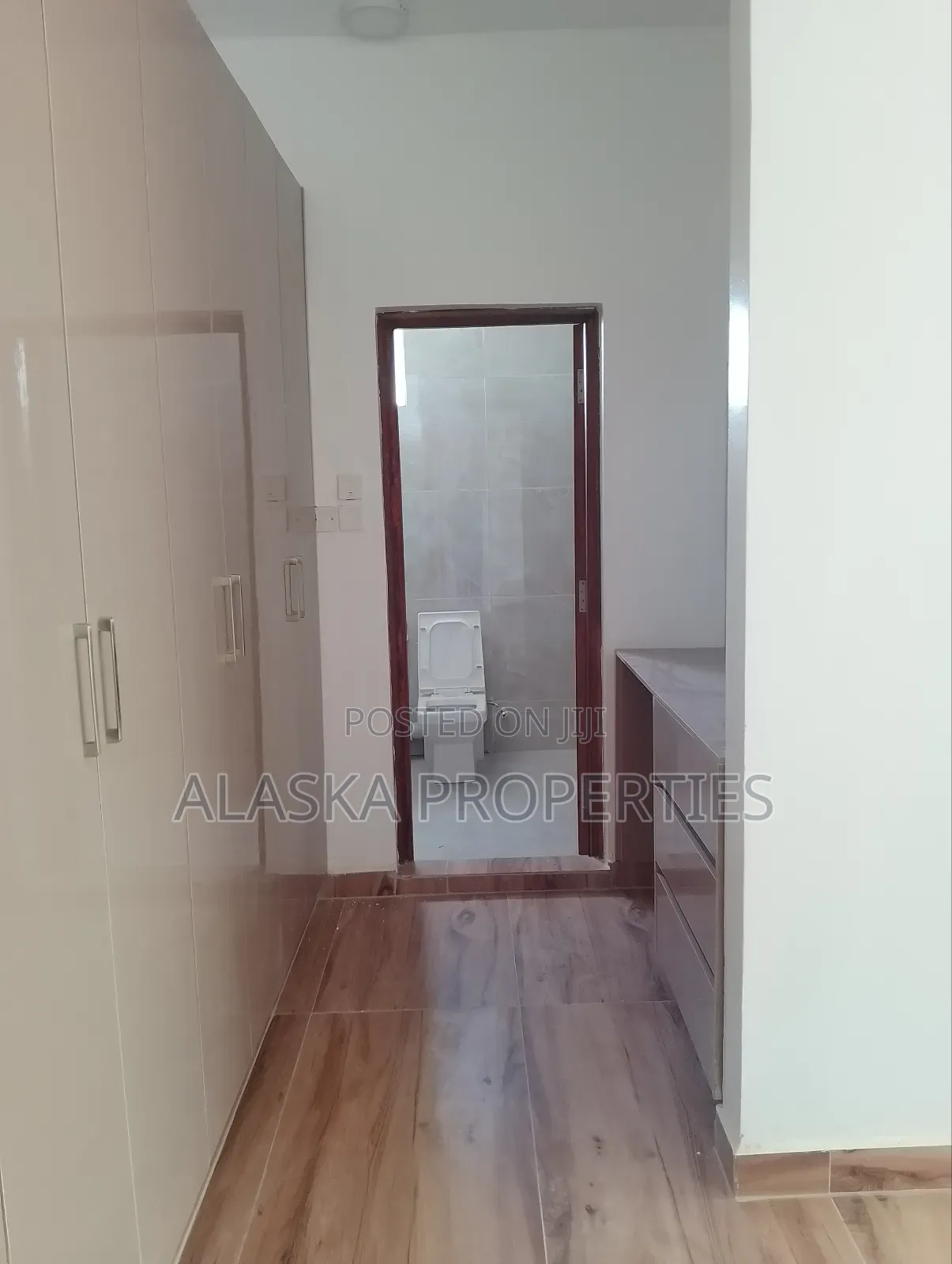 3bdrm Apartment in Nyali Estate for rent