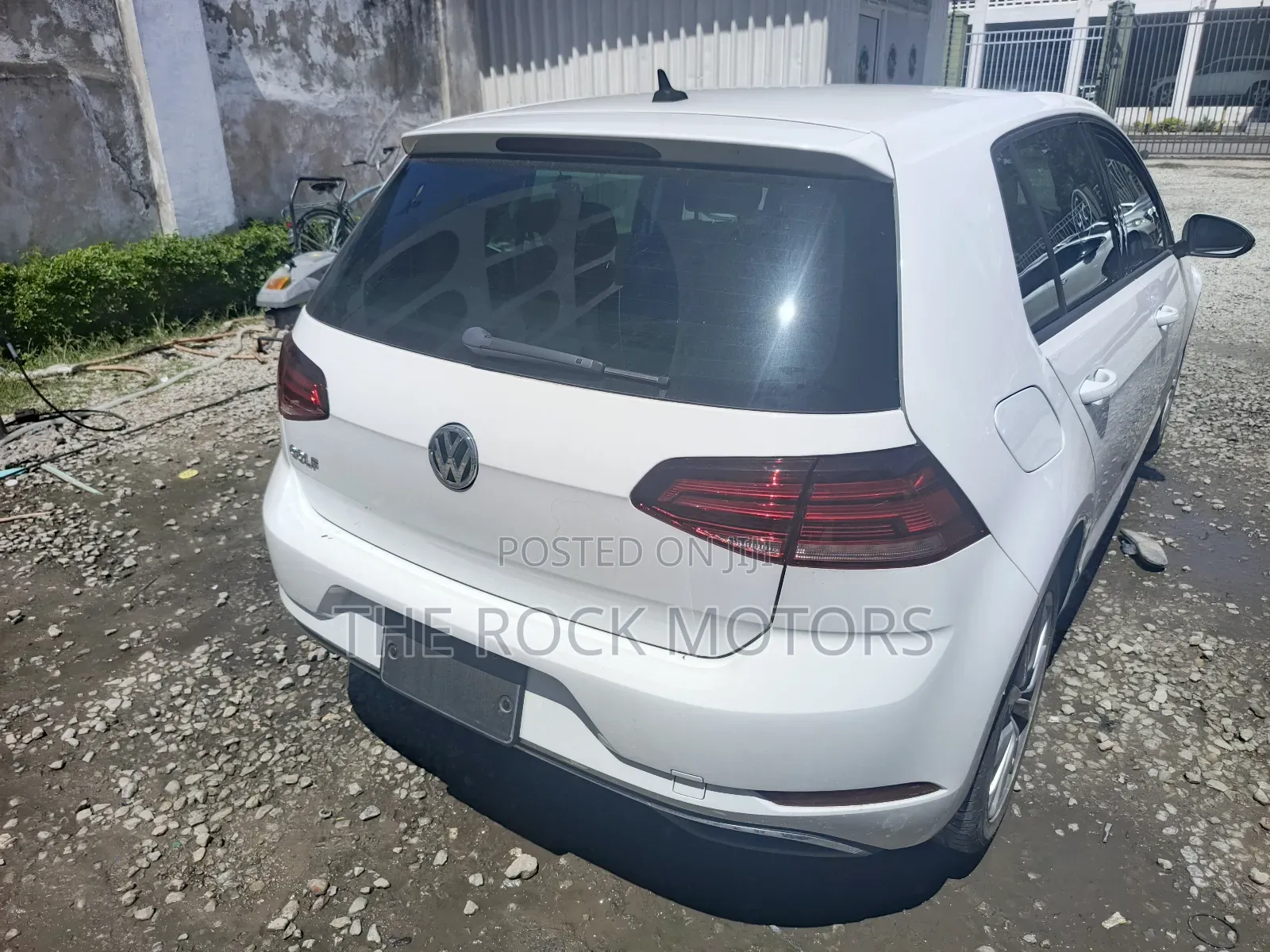 Volkswagen Golf 2018 White