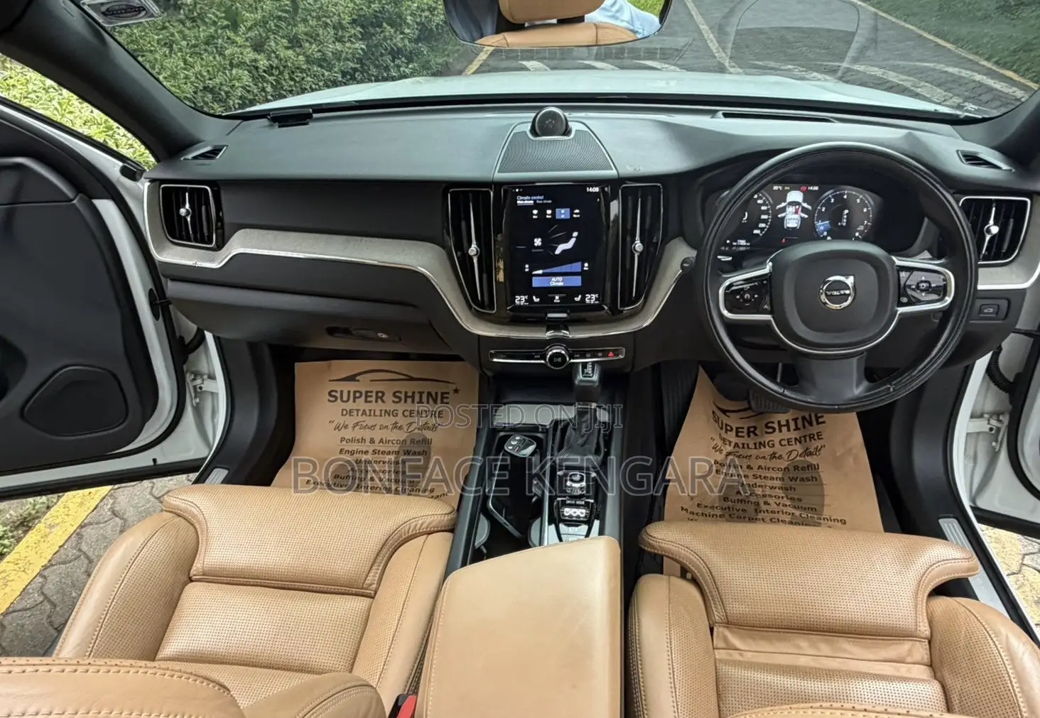 Volvo XC60 T5 Inscription FWD 2019 White