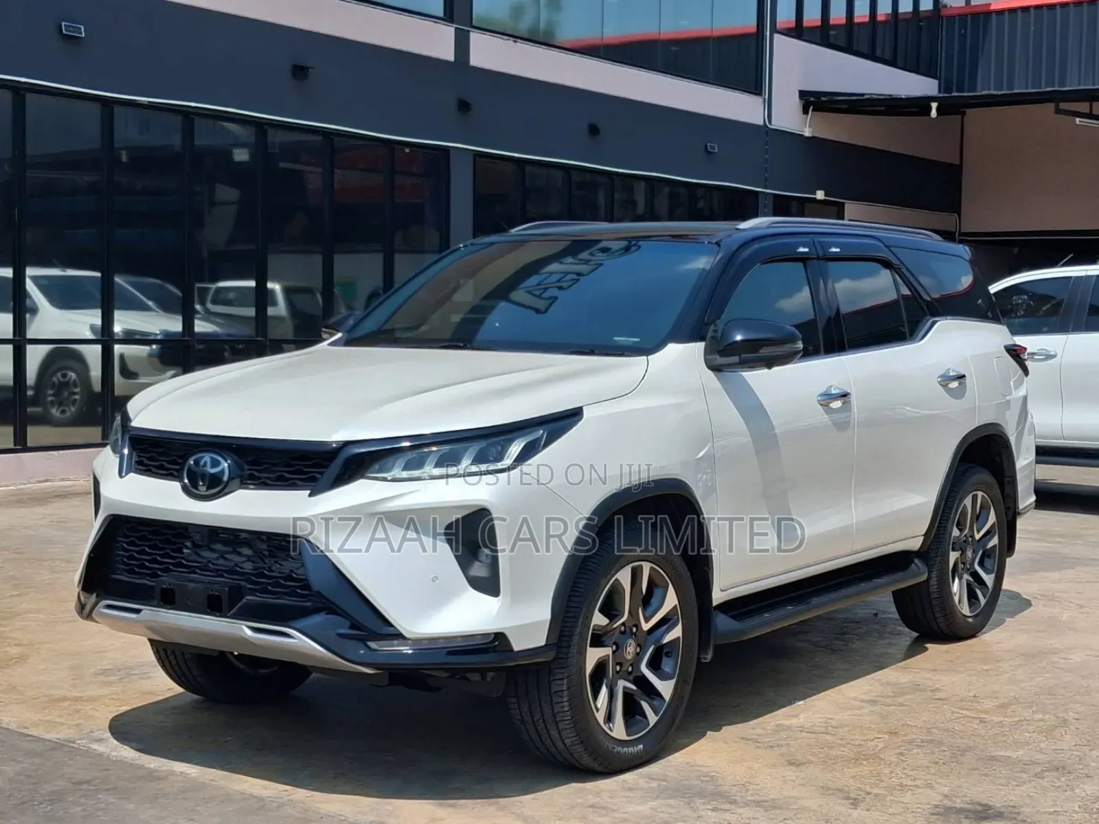 Toyota Fortuner 2.8 D AWD 2021 White