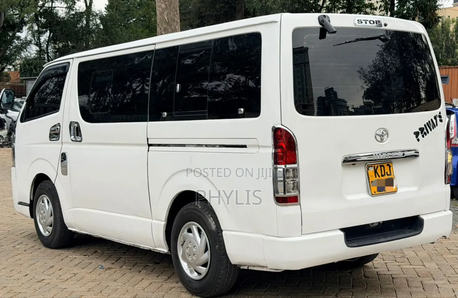 Toyota HiAce 2016 White