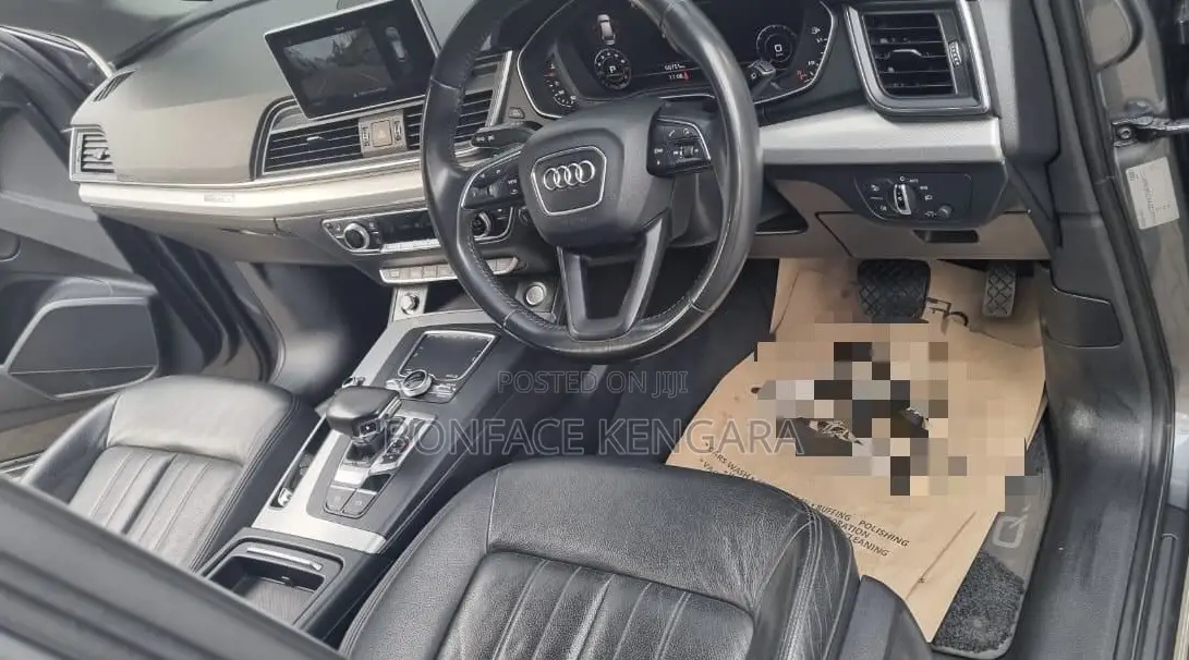 Audi Q5 2.0T Premium AWD quattro 2018 Gray