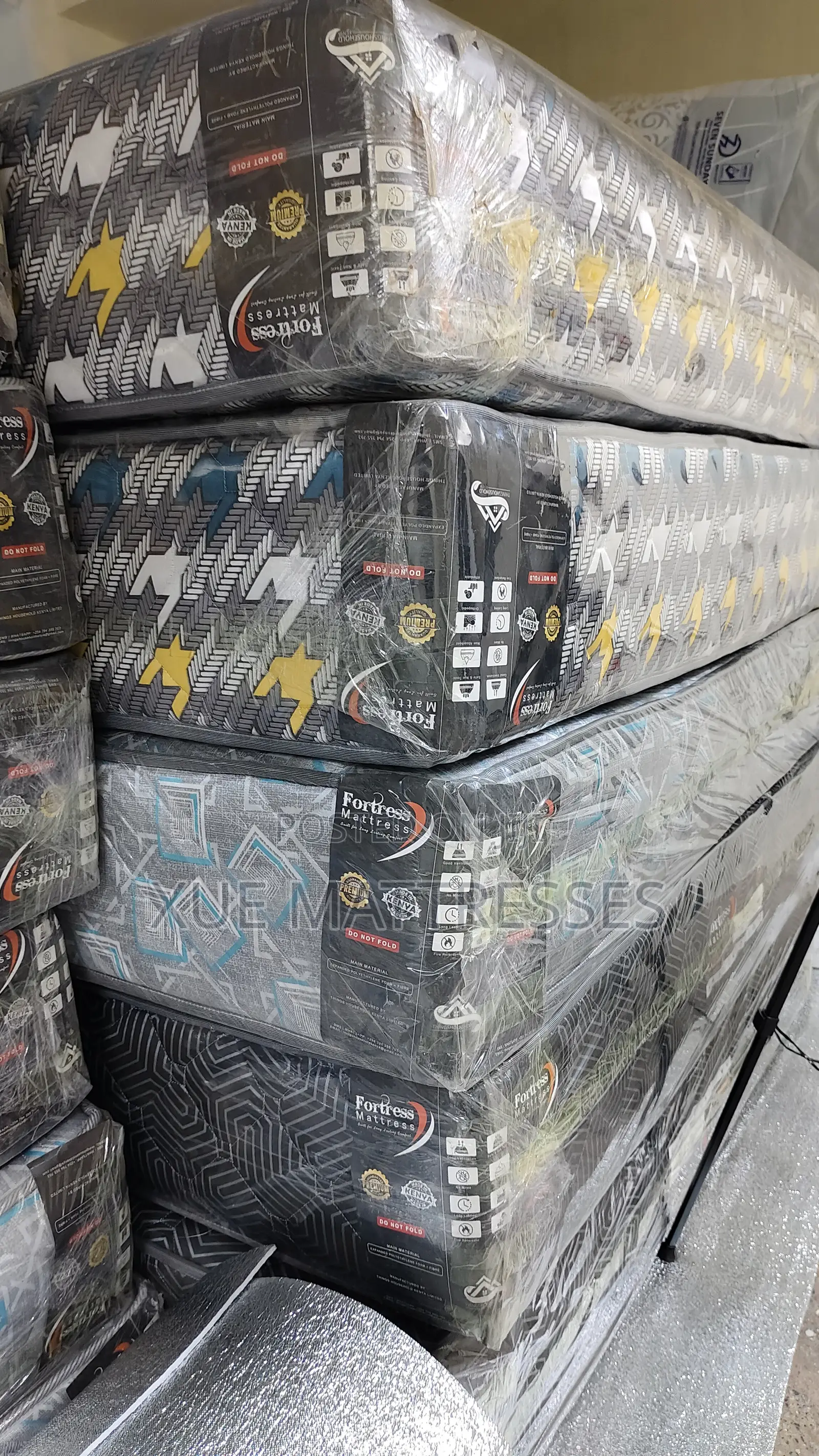 4x6ftx16in Fortress Premium Quilted Fibre Mattress + 2 Free Pillows
