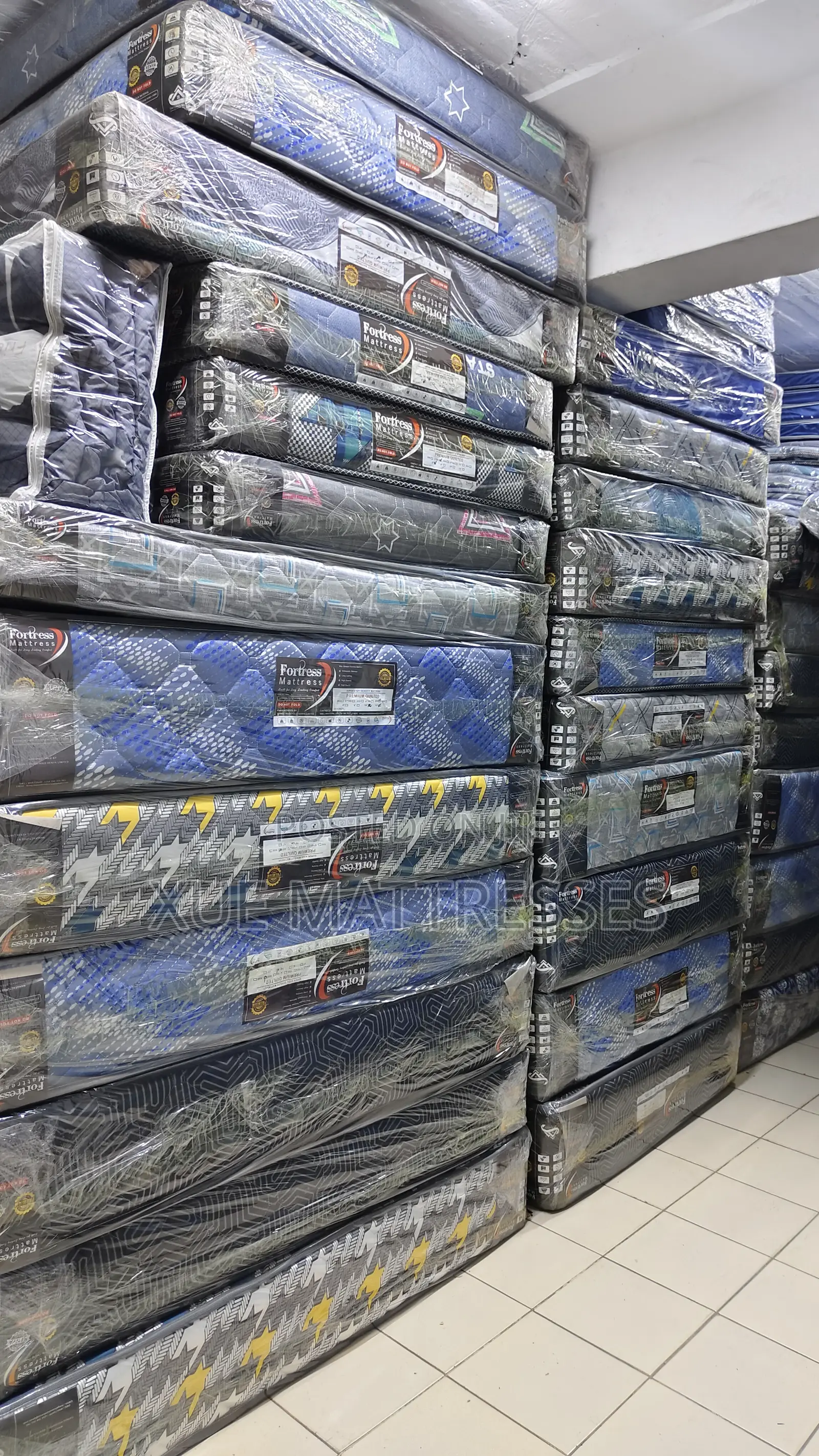 31⁄2x6ftx6in Fortress Premium Quilted Fibre Mattress + 2 Free Pillows