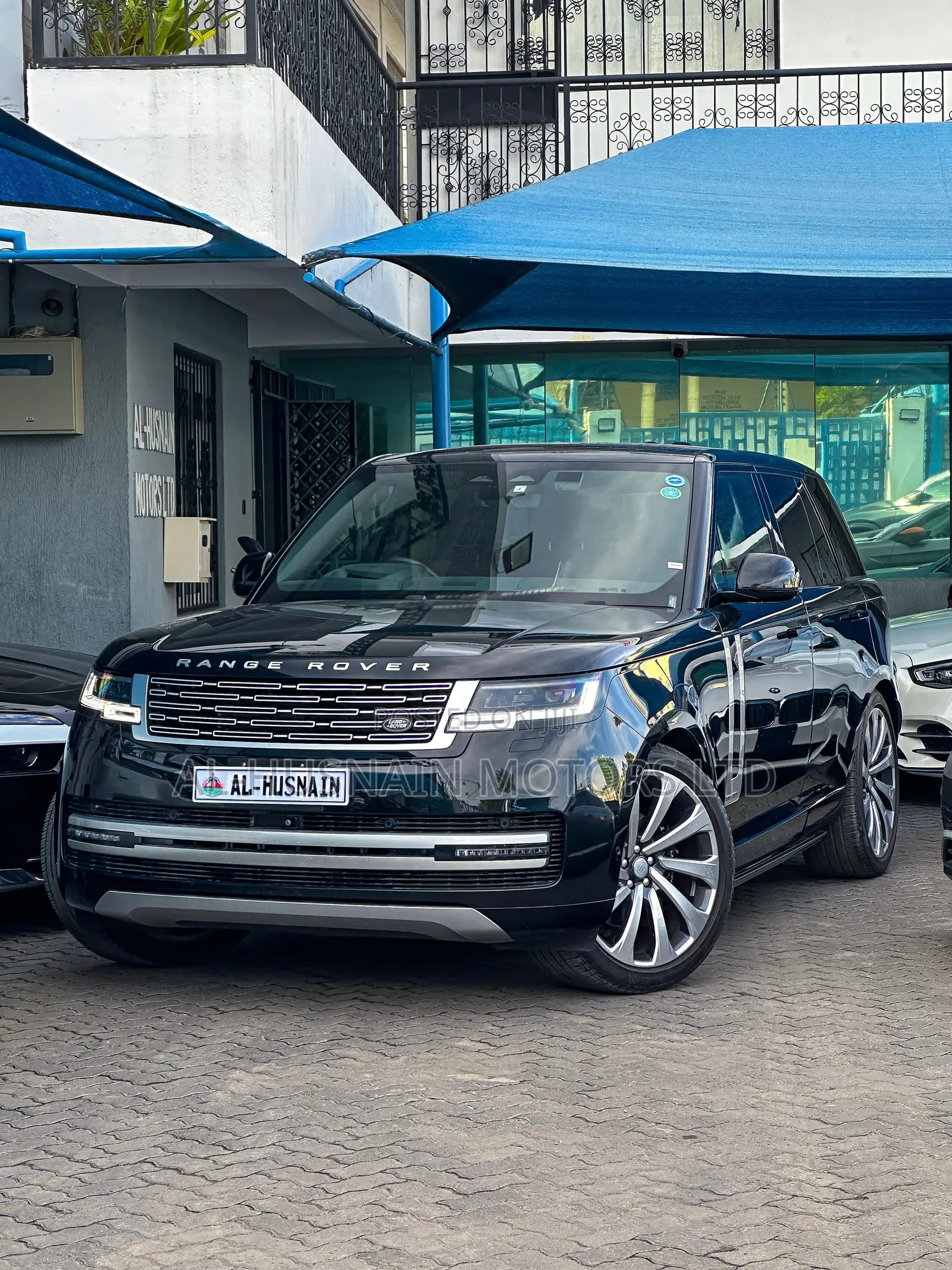 Land Rover Range Rover Vogue 2023 Black