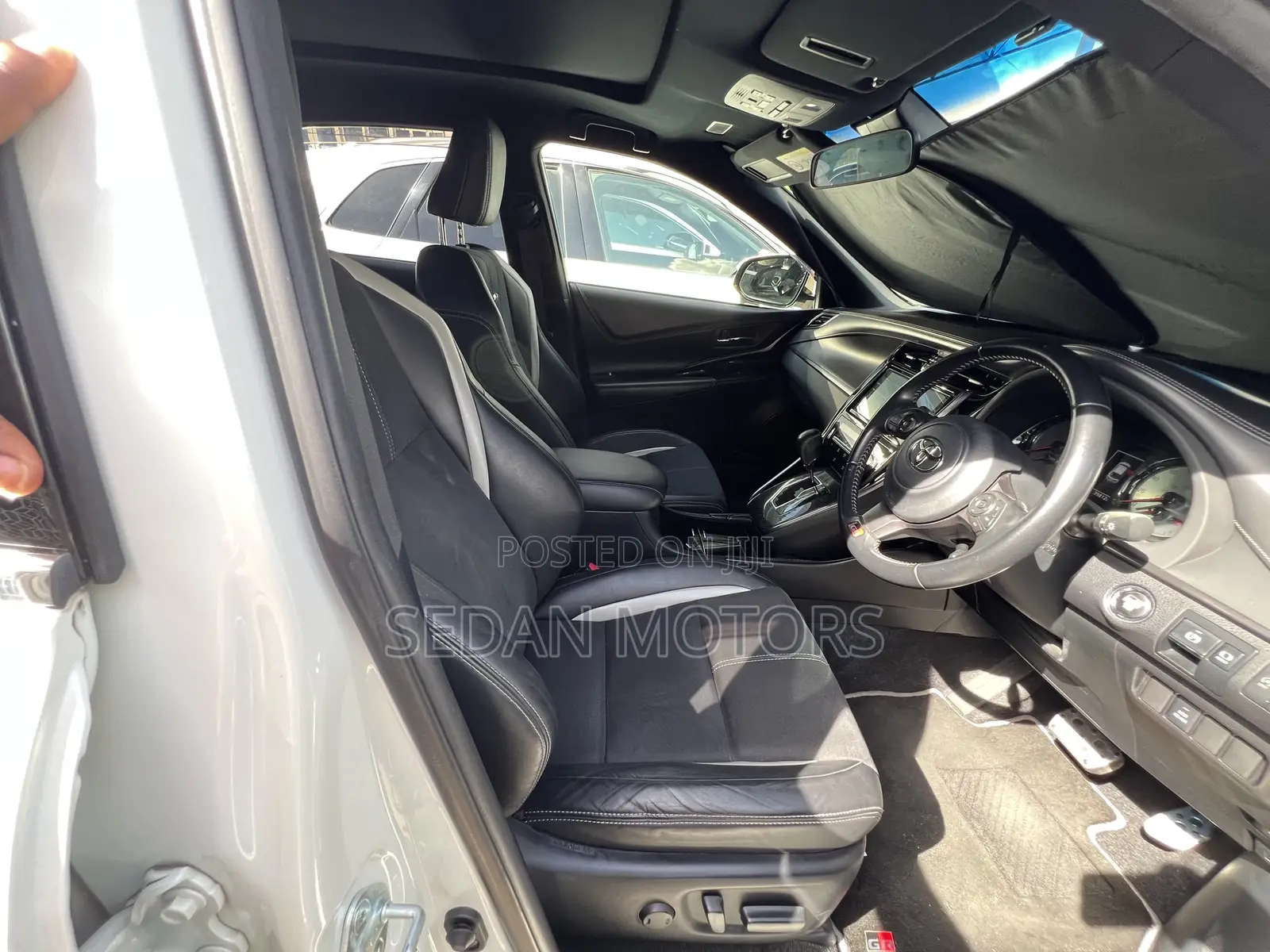 Toyota Harrier 2019 Off white
