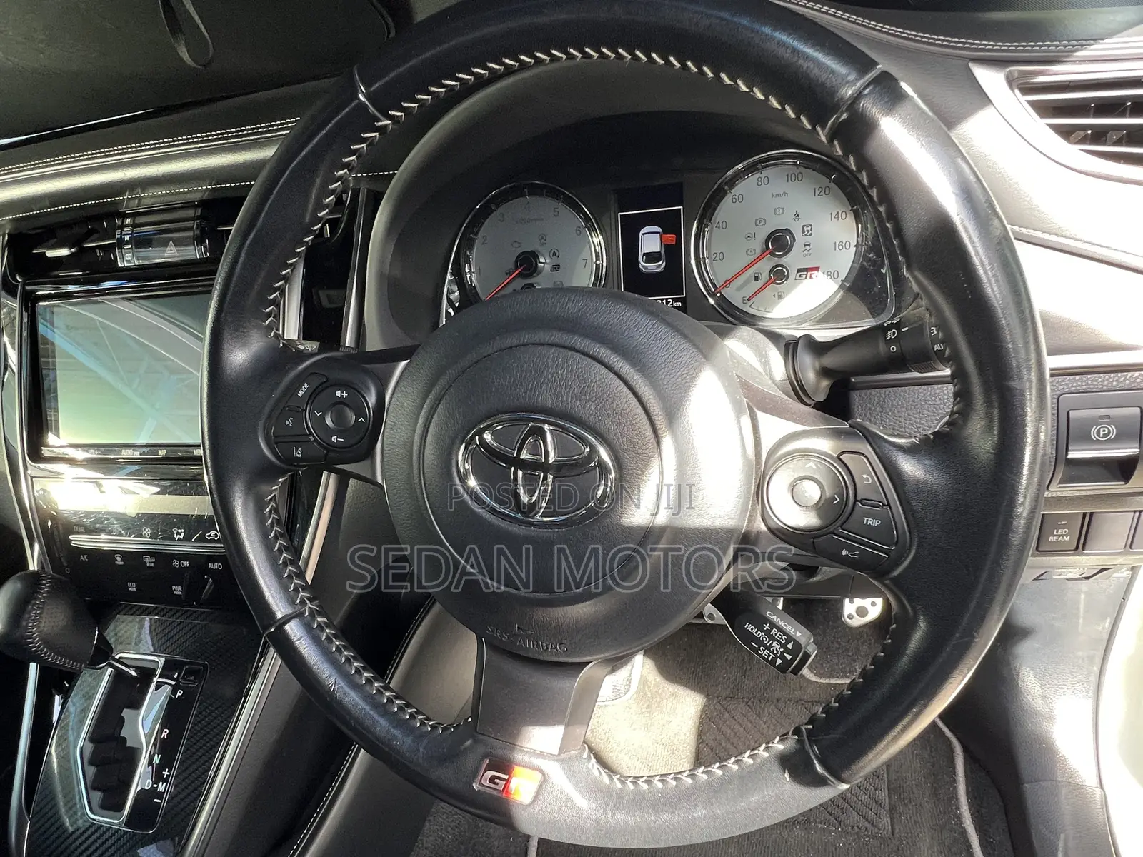 Toyota Harrier 2019 Off white