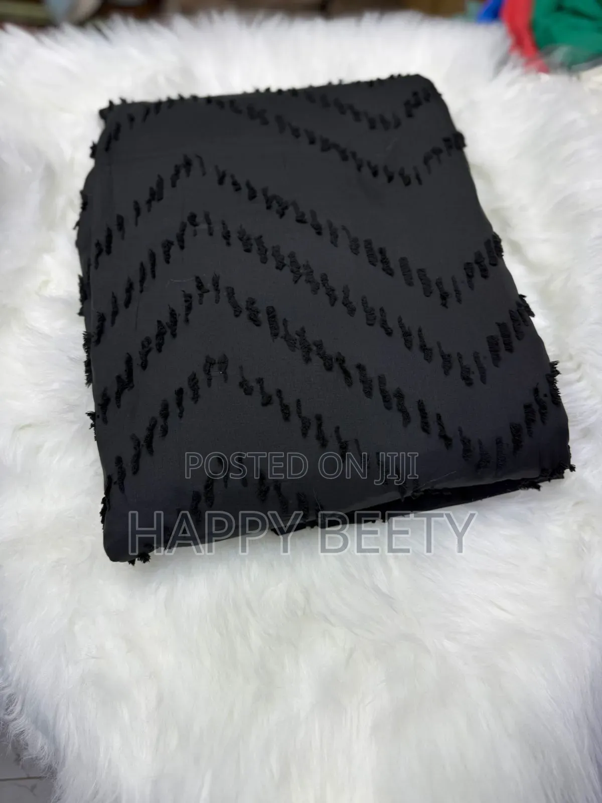 Upgrade You Bedroom With Our Luxury Tufted Wave Design Duvet Cover Set