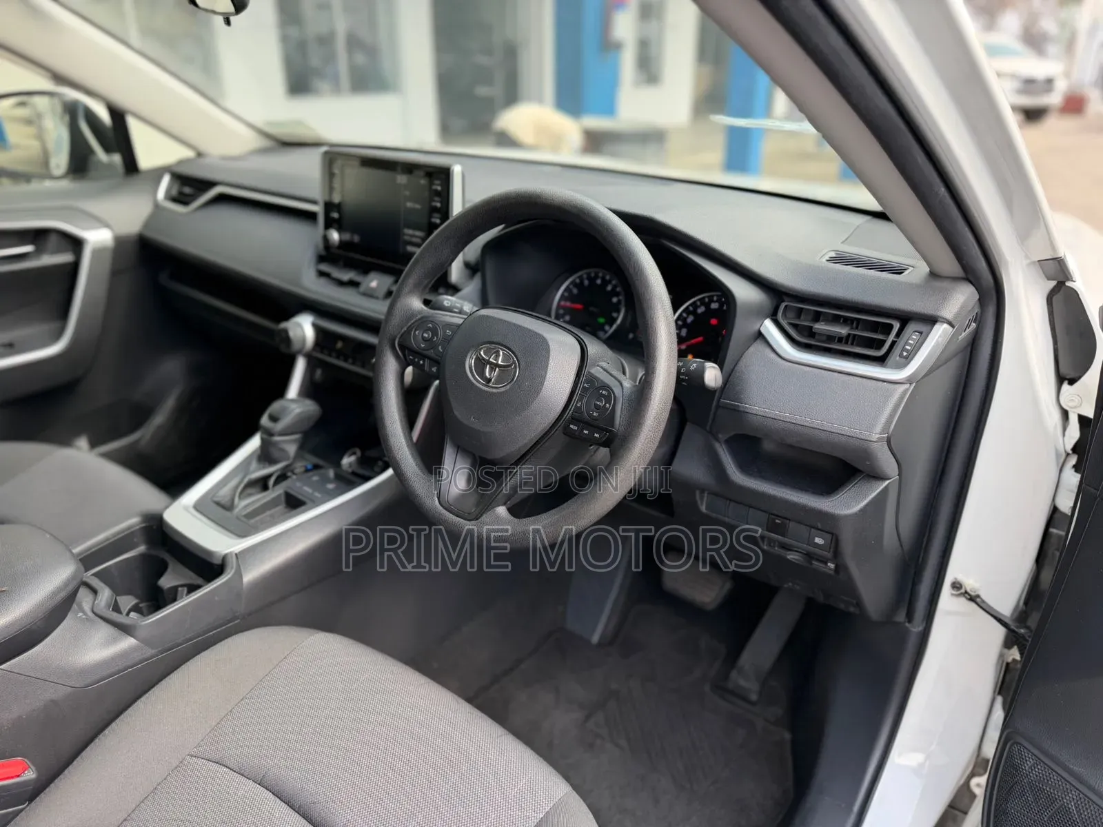 Toyota RAV4 2020 White