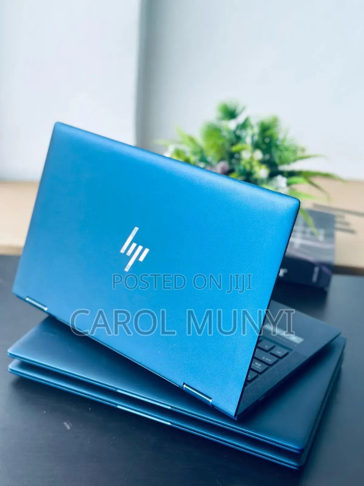 New Laptop HP Dragonfly G3 16GB Intel Core i5 SSD 256GB