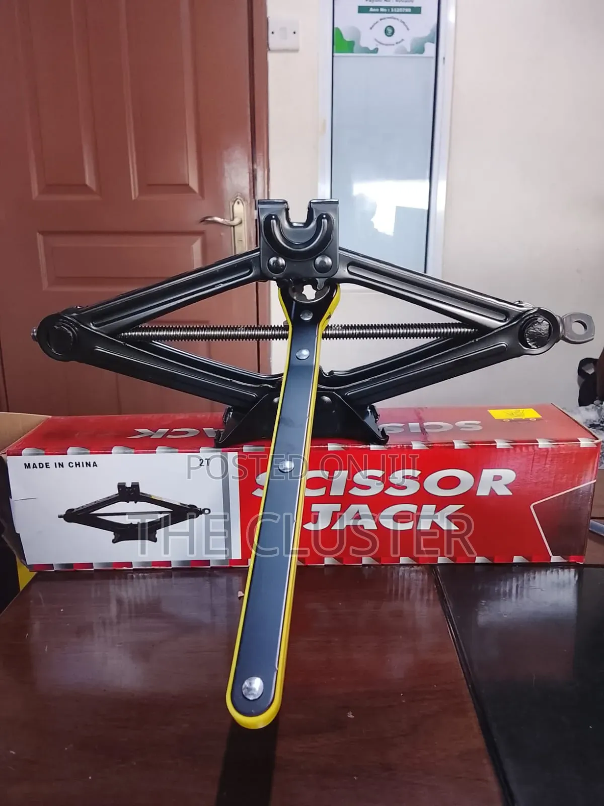Spanner Roller 2 Tonnes Scissor Jack
