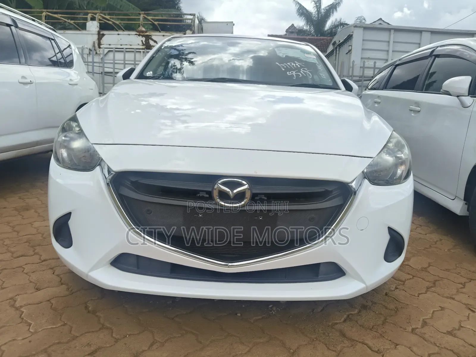 Mazda Demio 2018 White