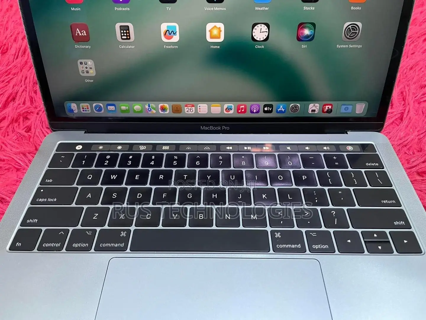 Laptop Apple MacBook Pro 2017 16GB Intel Core i7 SSD 512GB