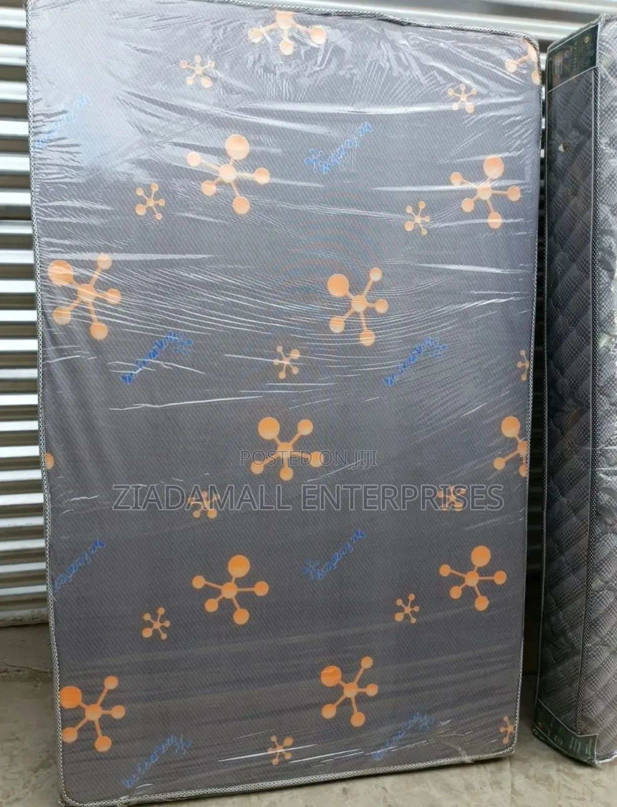 Mattress, Mattress Vivo 6 Inches 4*6affordable Comfort