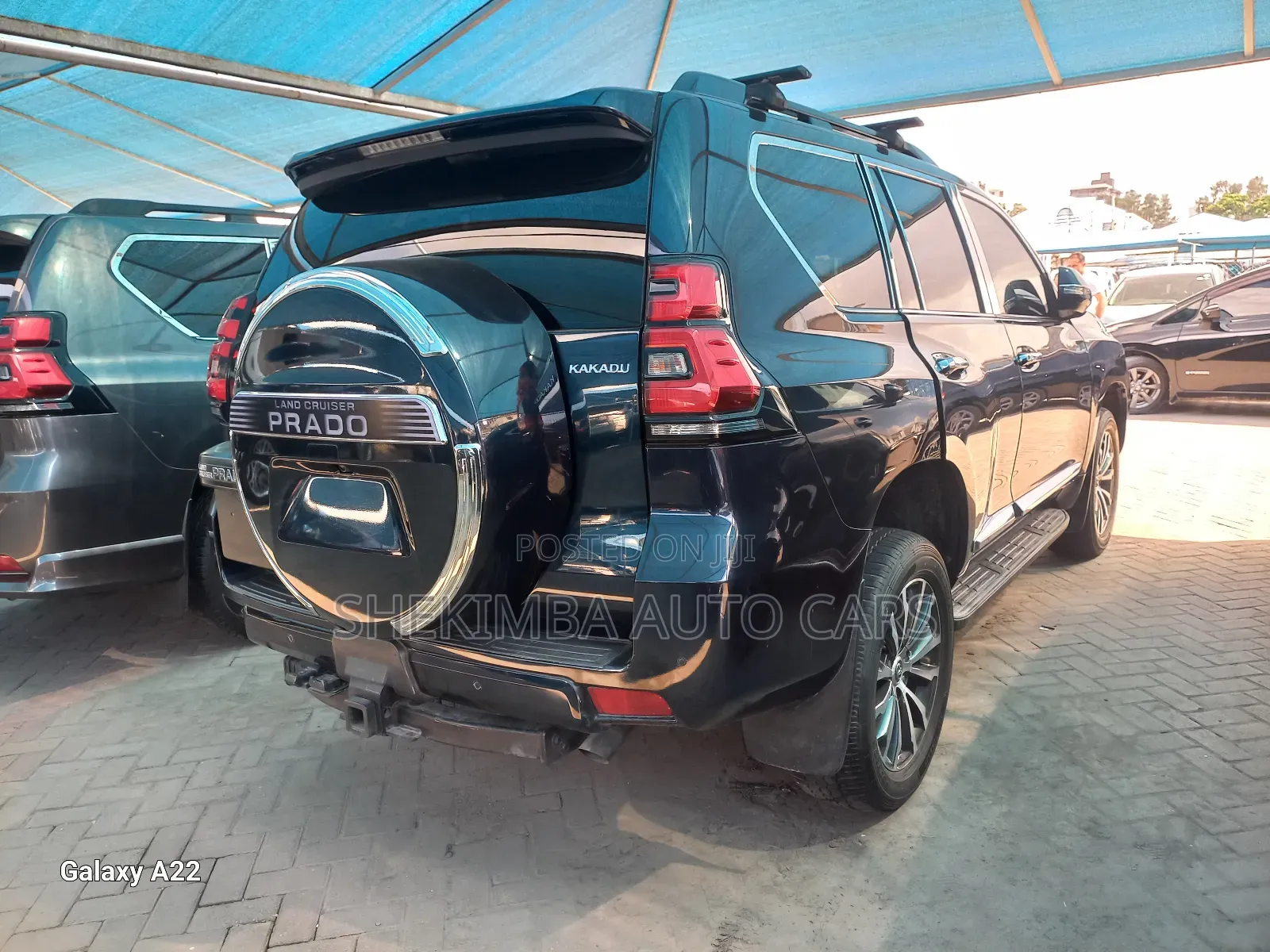 Toyota Land Cruiser Prado Kakadu 2021 Gray