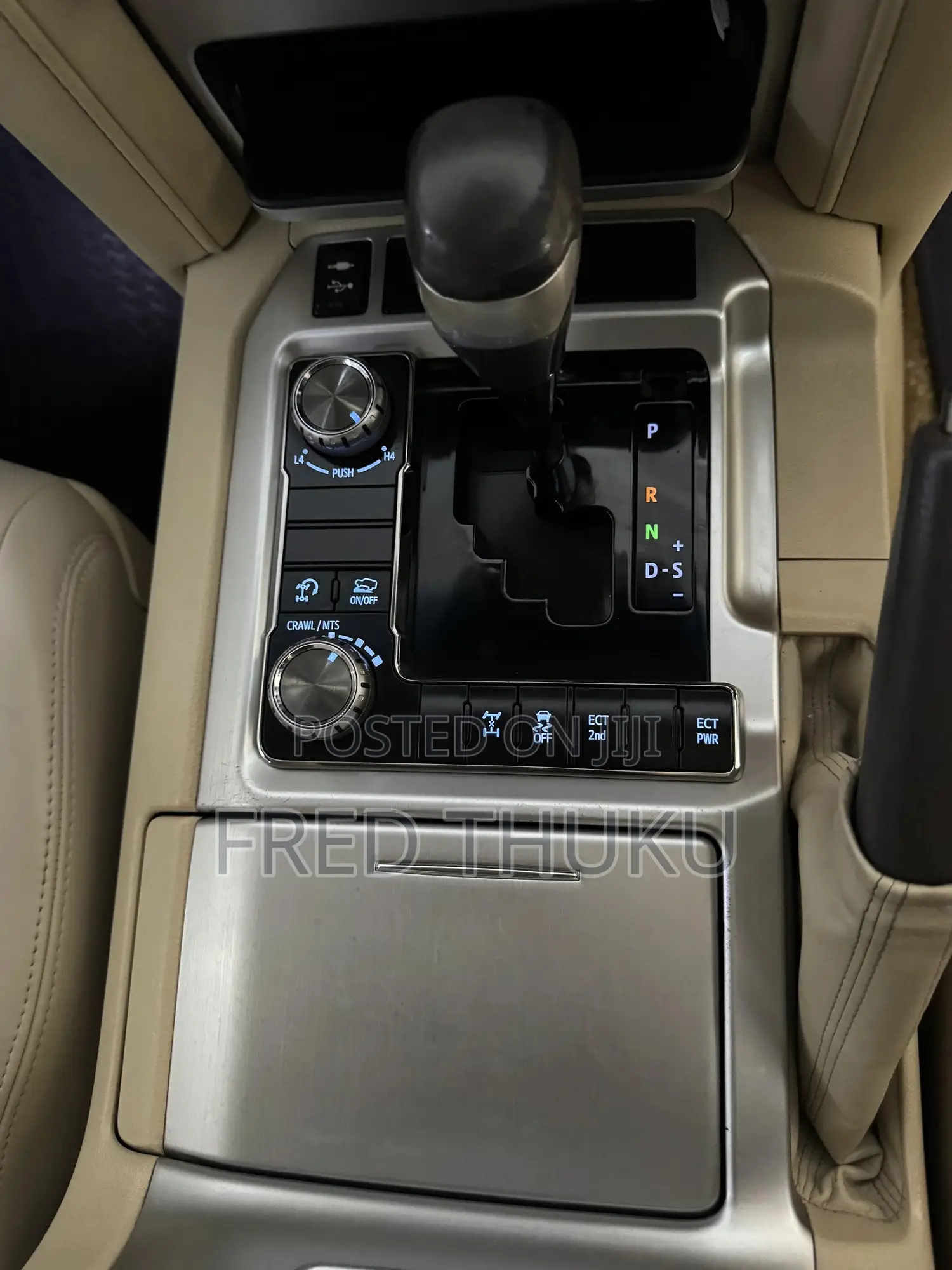 Toyota Land Cruiser 4.5 V8 VXR 2017 Gray