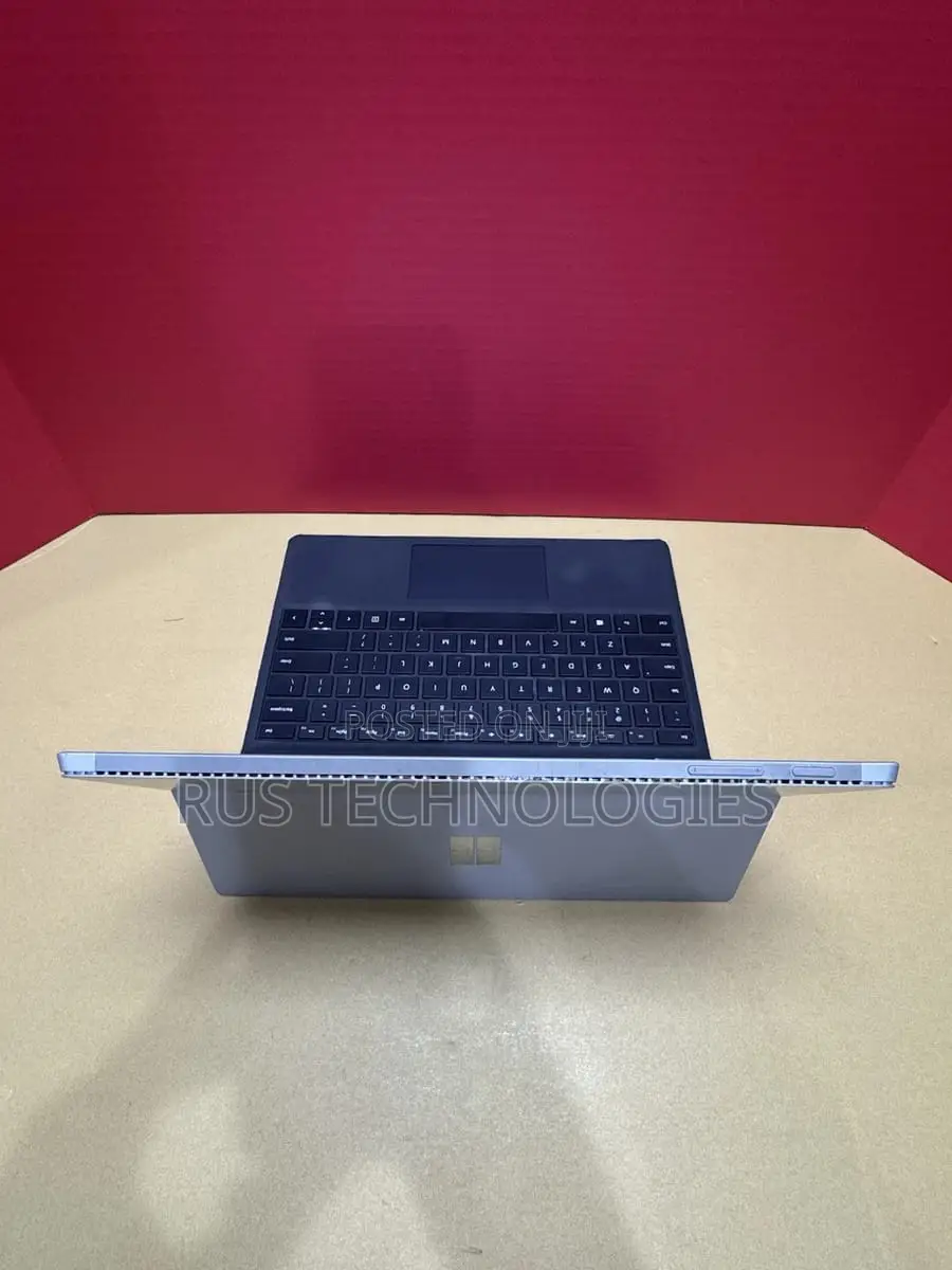 Laptop Microsoft Surface Pro 6 8GB Intel Core i5 SSD 256GB