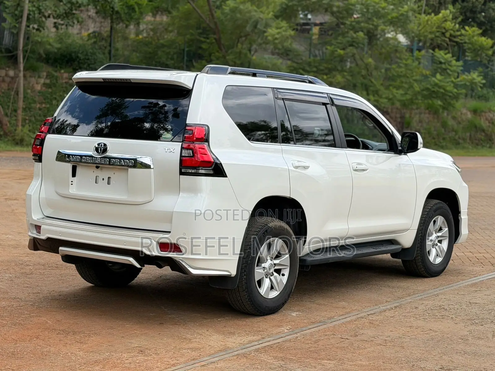 Toyota Land Cruiser Prado 2.8 2020 White