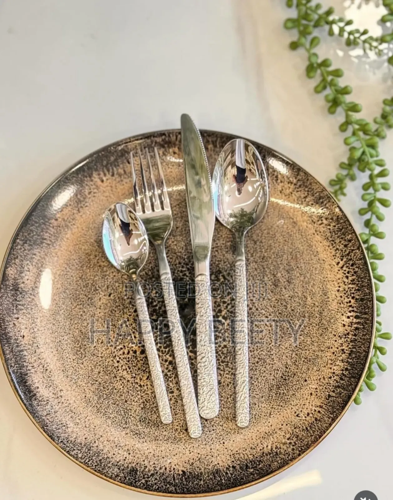 24 PCS Stainless Steel Flatware