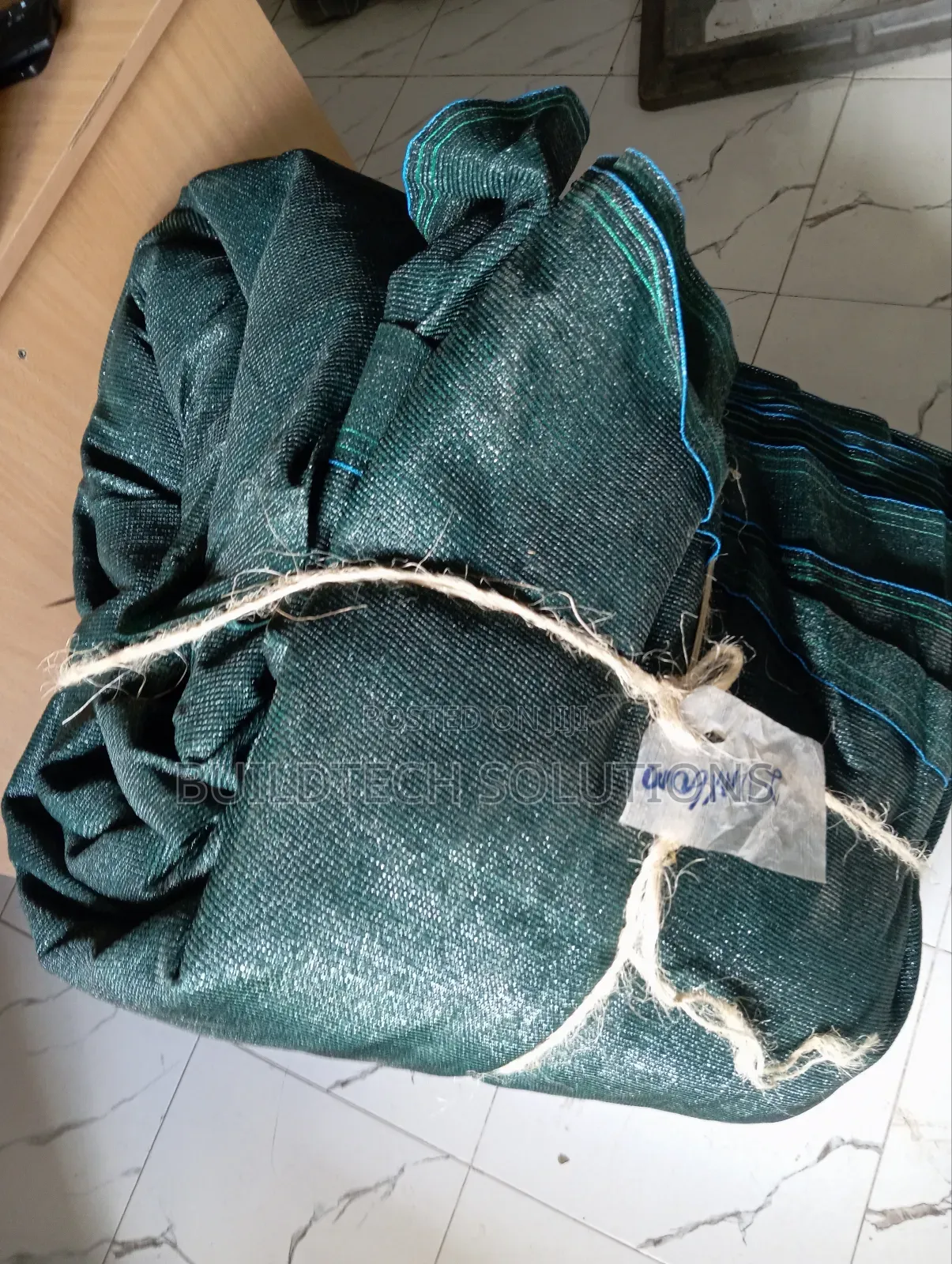Heavy-Duty Dark Green Privacy Net 90%