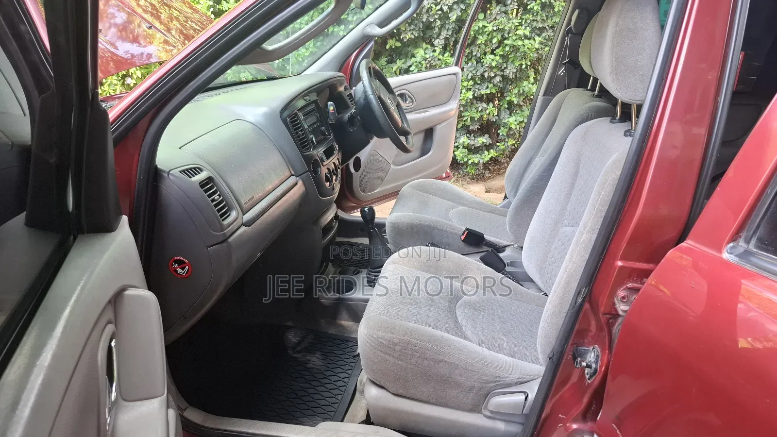 Mazda Tribute 3.0 DX 2001 Red