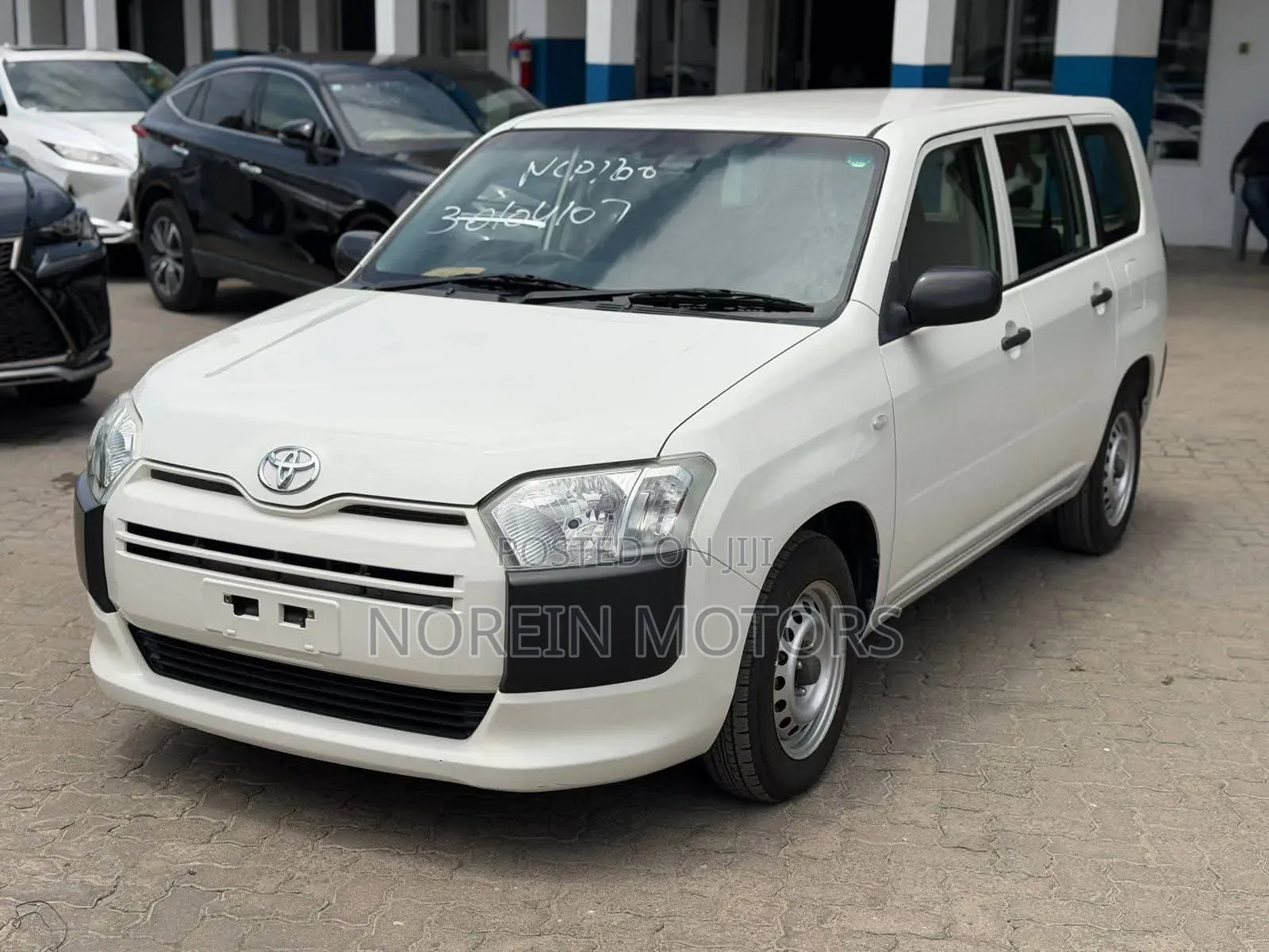 Toyota Probox 2018