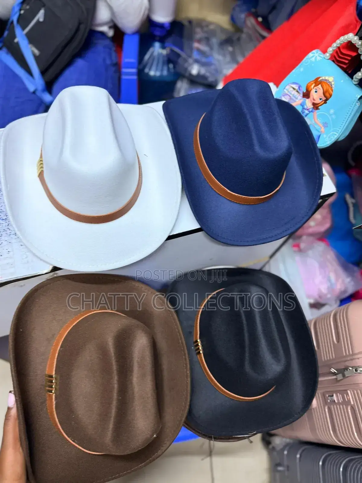 Timeless Unisex Cowboy Hat Cowgirl Hat With Gold Chain