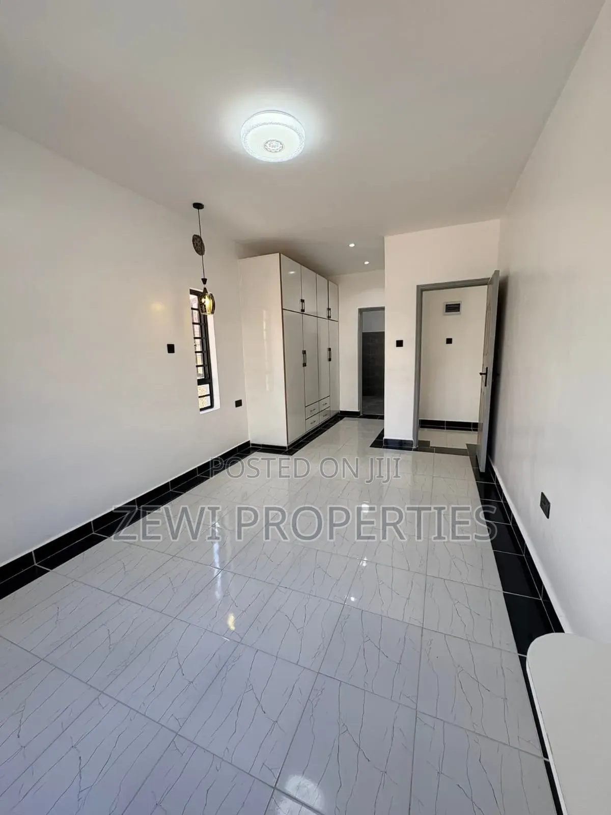 3bdrm Bungalow in Oluulua for sale